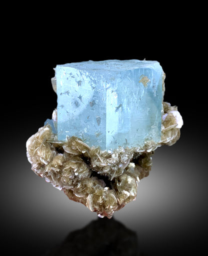 Natural Blue Color Aquamarine Crystals with Star Mica, Aquamarine Specimen, Aquamarine from Chumar Bakhoor Mine Gilgit Pakistan - 161 gram