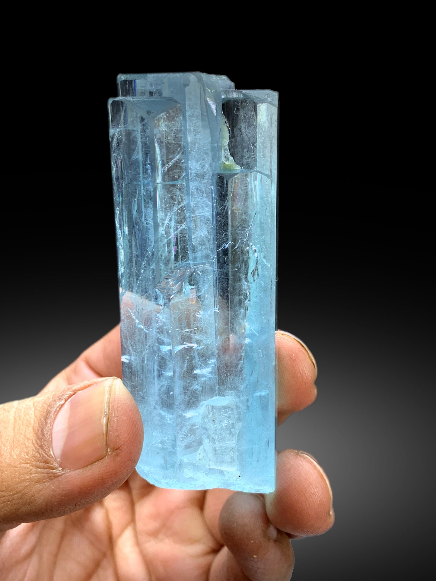 Natural Sky Blue Aquamarine Crystal from Pakistan - 126 gram