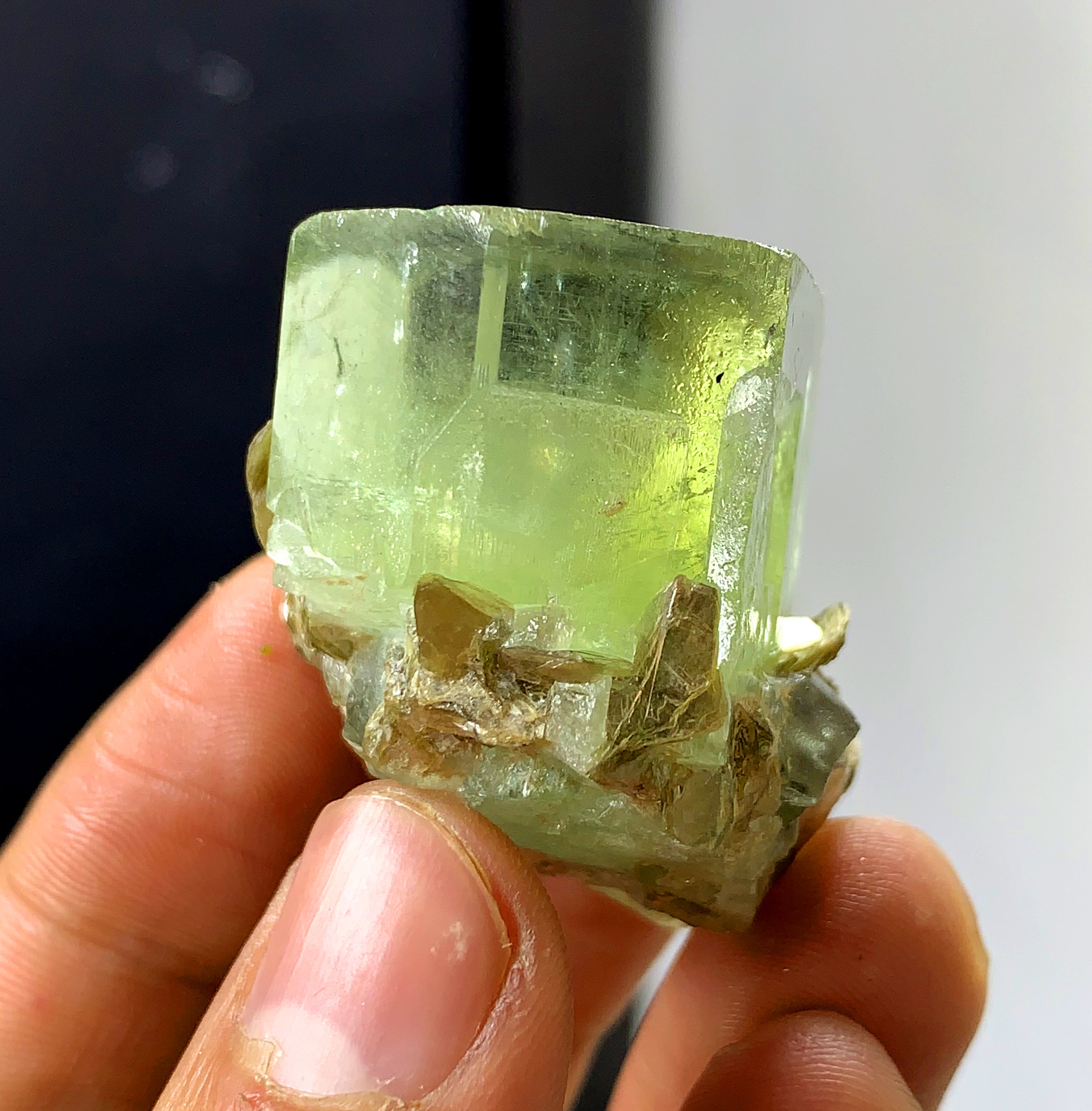 Natural Yellow Color Heliodor var Beryl with Mica from Pakistan - 48 gram