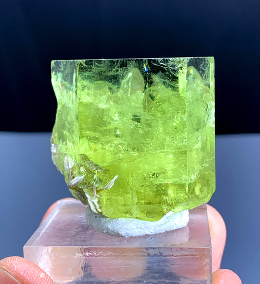 Yellow Heliodor var Beryl on Mica from Pakistan - 72 gram