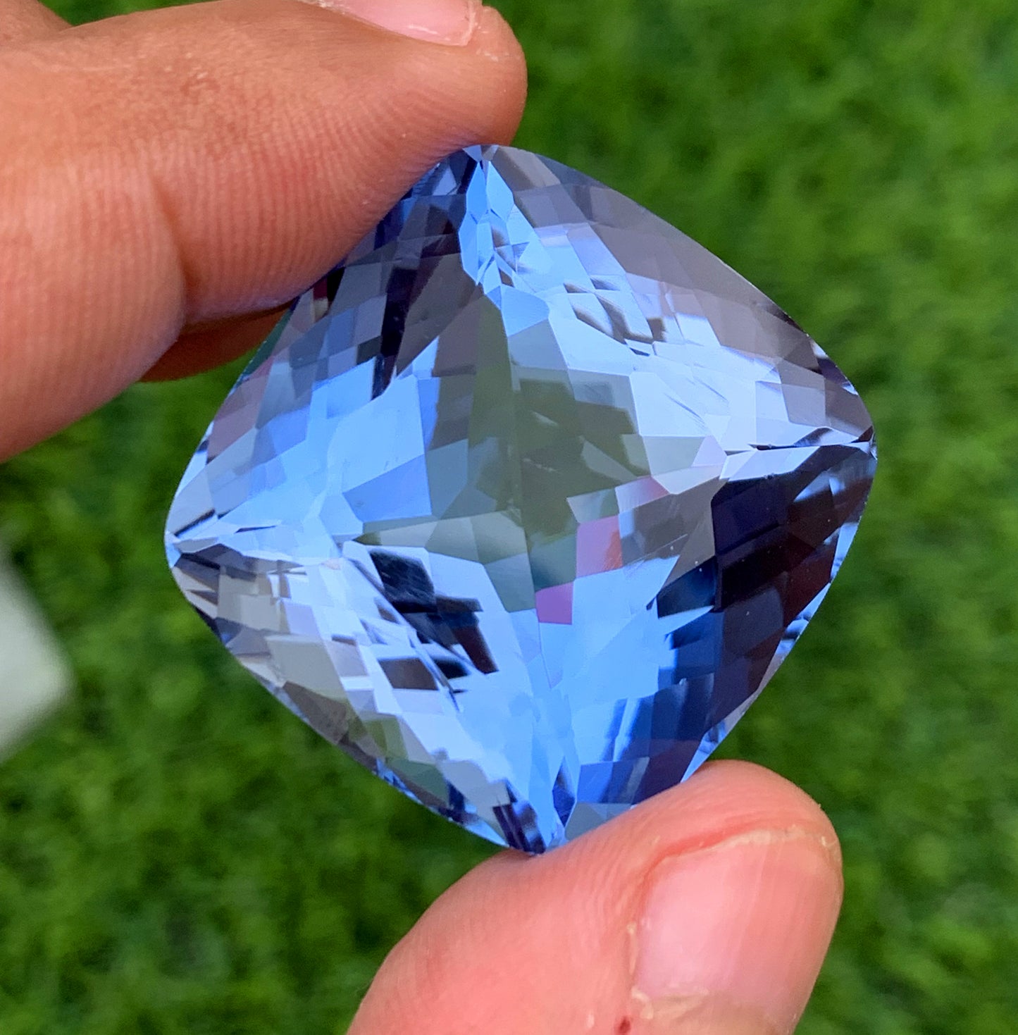 Santa Maria Blue Color Aquamarine Gemstone, Aquamarine Faceted Cut Stone, Top Grade Aquamarine for Collection - 81.56 carat