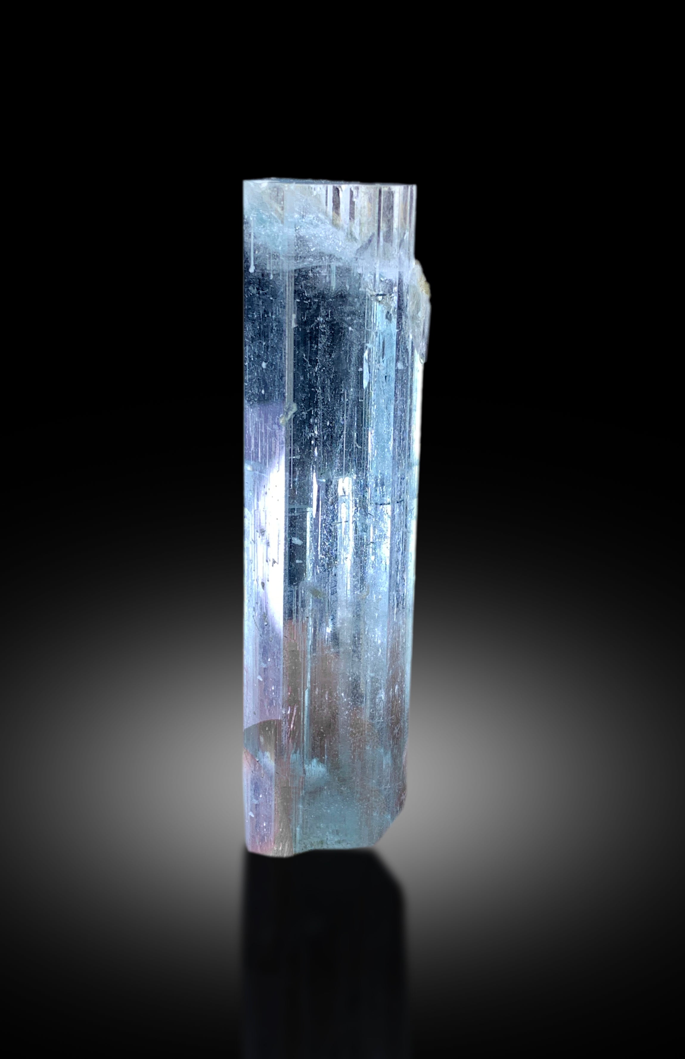 Transparent Sky Blue Color Aquamarine Crystal, Aquamarine Gemstone, Aquamarine from Shigar valley Skardu Pakistan - 39 gram