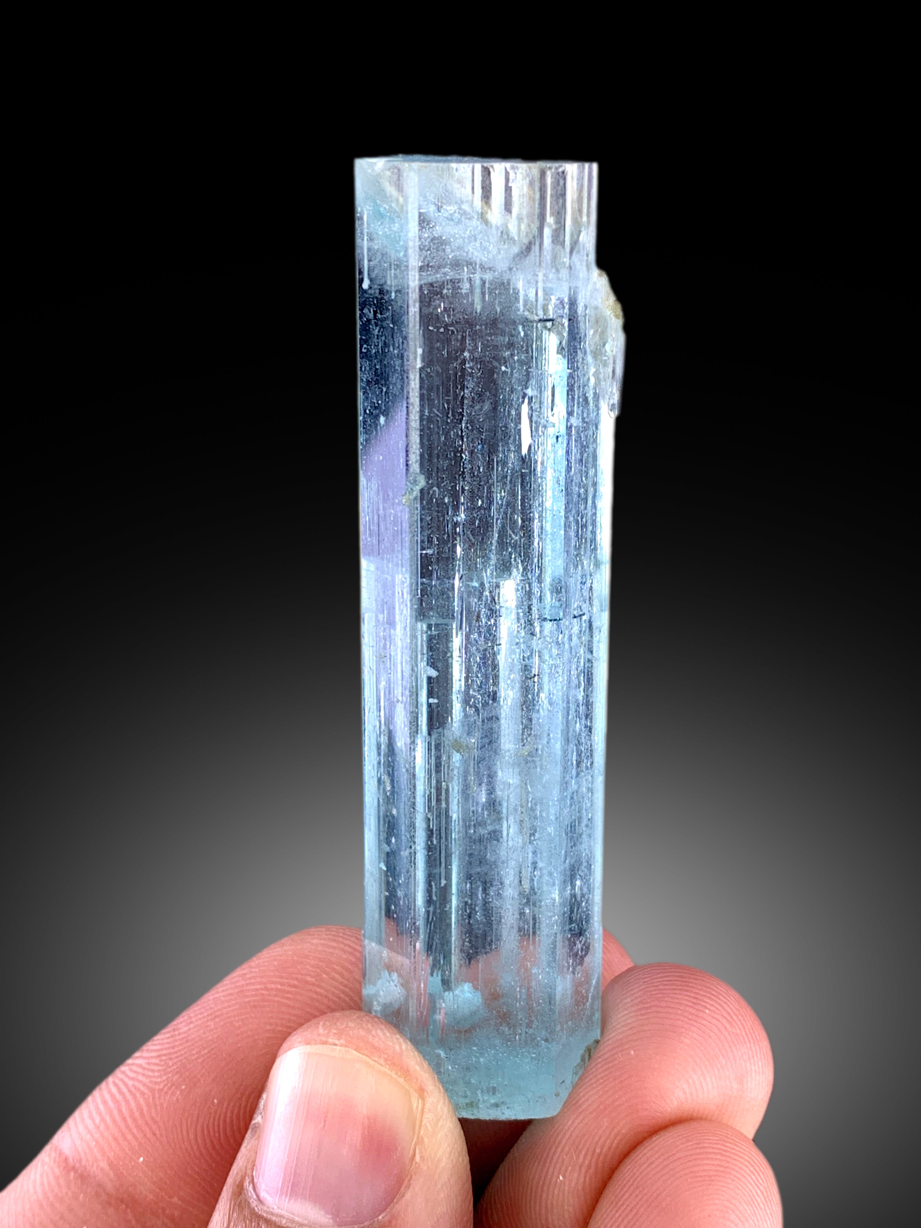 Transparent Sky Blue Color Aquamarine Crystal, Aquamarine Gemstone, Aquamarine from Shigar valley Skardu Pakistan - 39 gram