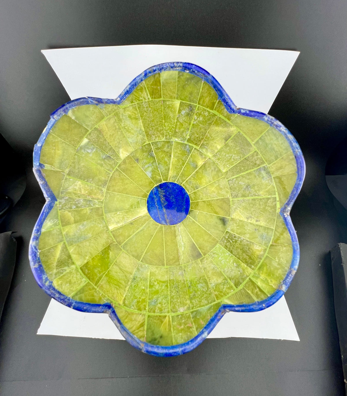 Polished Green Stone & Lapis Lazuli Flower Bowl – 393g, 135mm