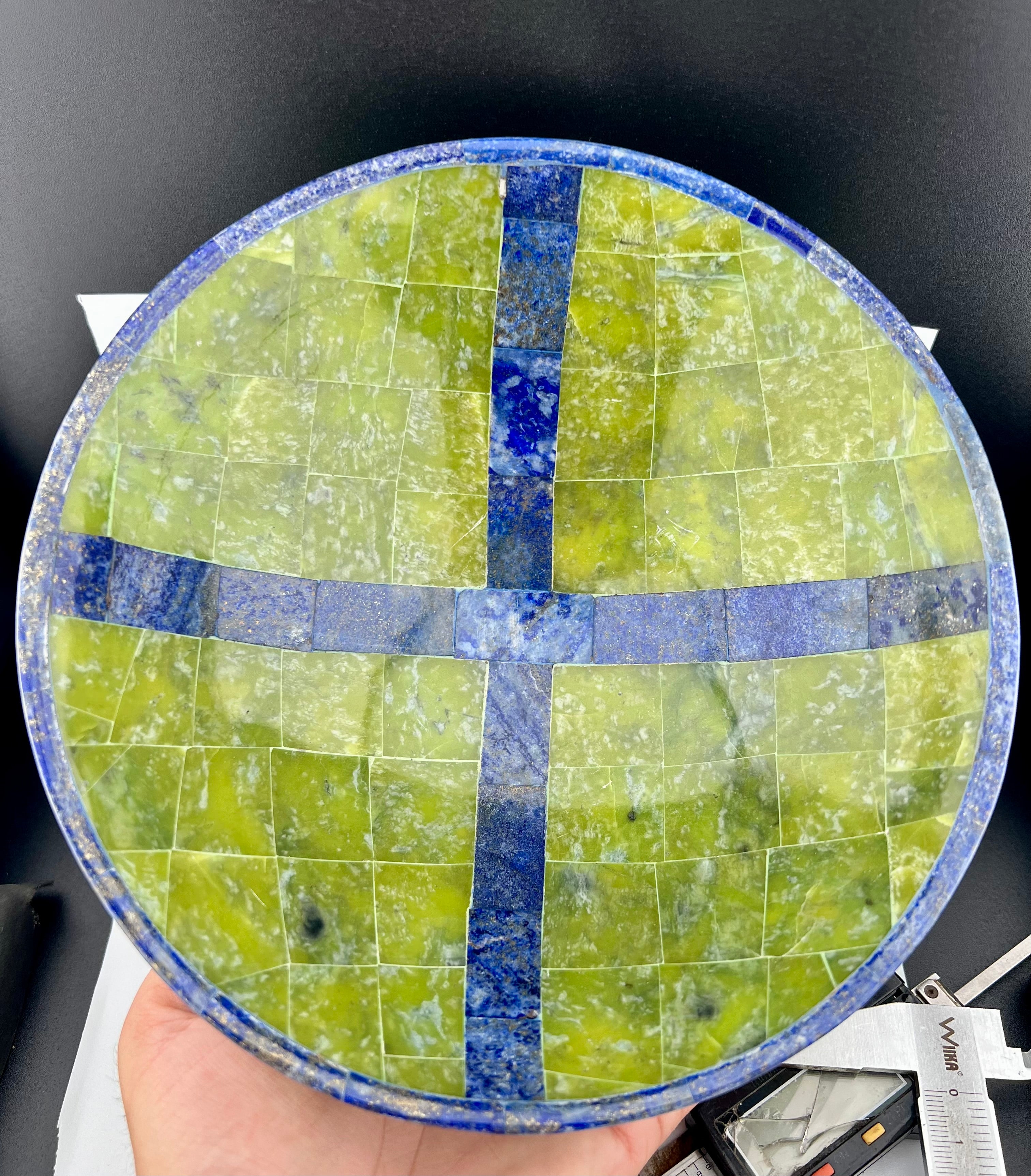 Selected Variant Image