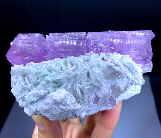 Etched Pink Kunzite with Tourmalines, Quartz and Albite from Afghanistan - 424 gram