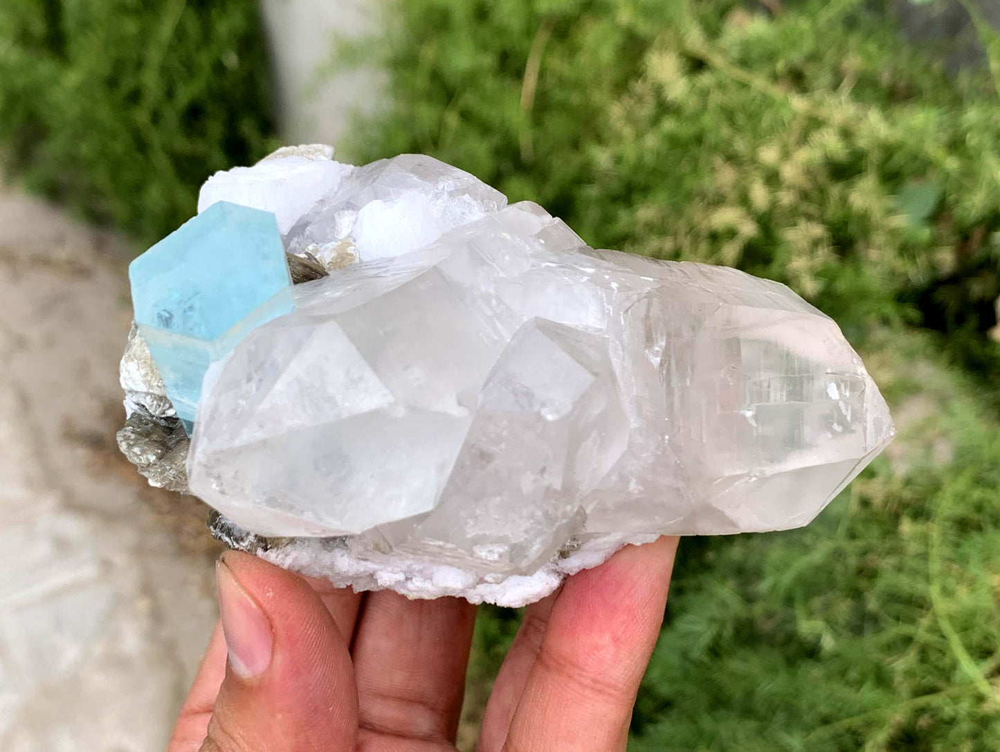 Sky Blue Aquamarine on Quartz from Shigar valley Pakistan - 407 gram