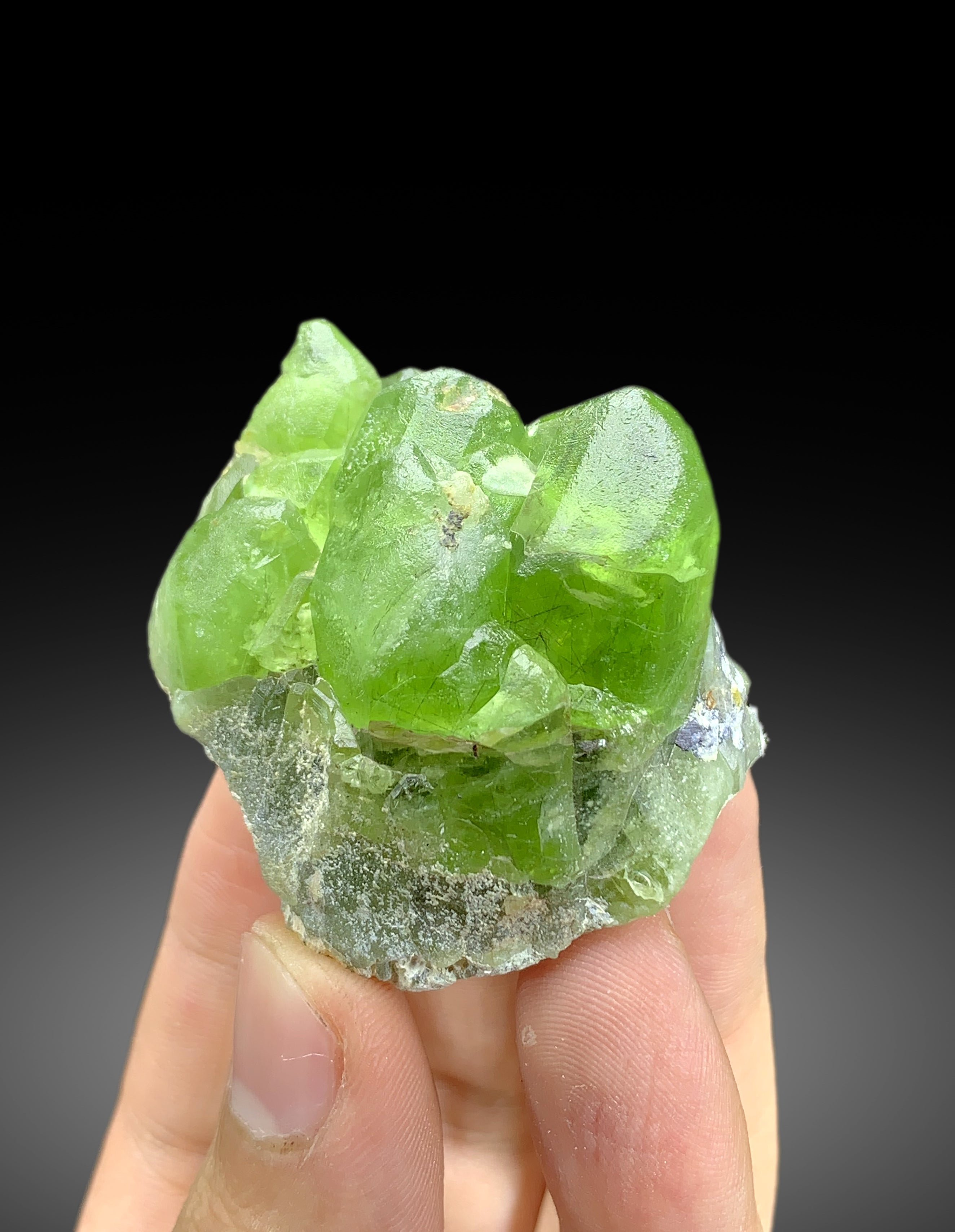 Lush Green Peridot Crystal from Supat valley Kohistan Pakistan - 62 gram