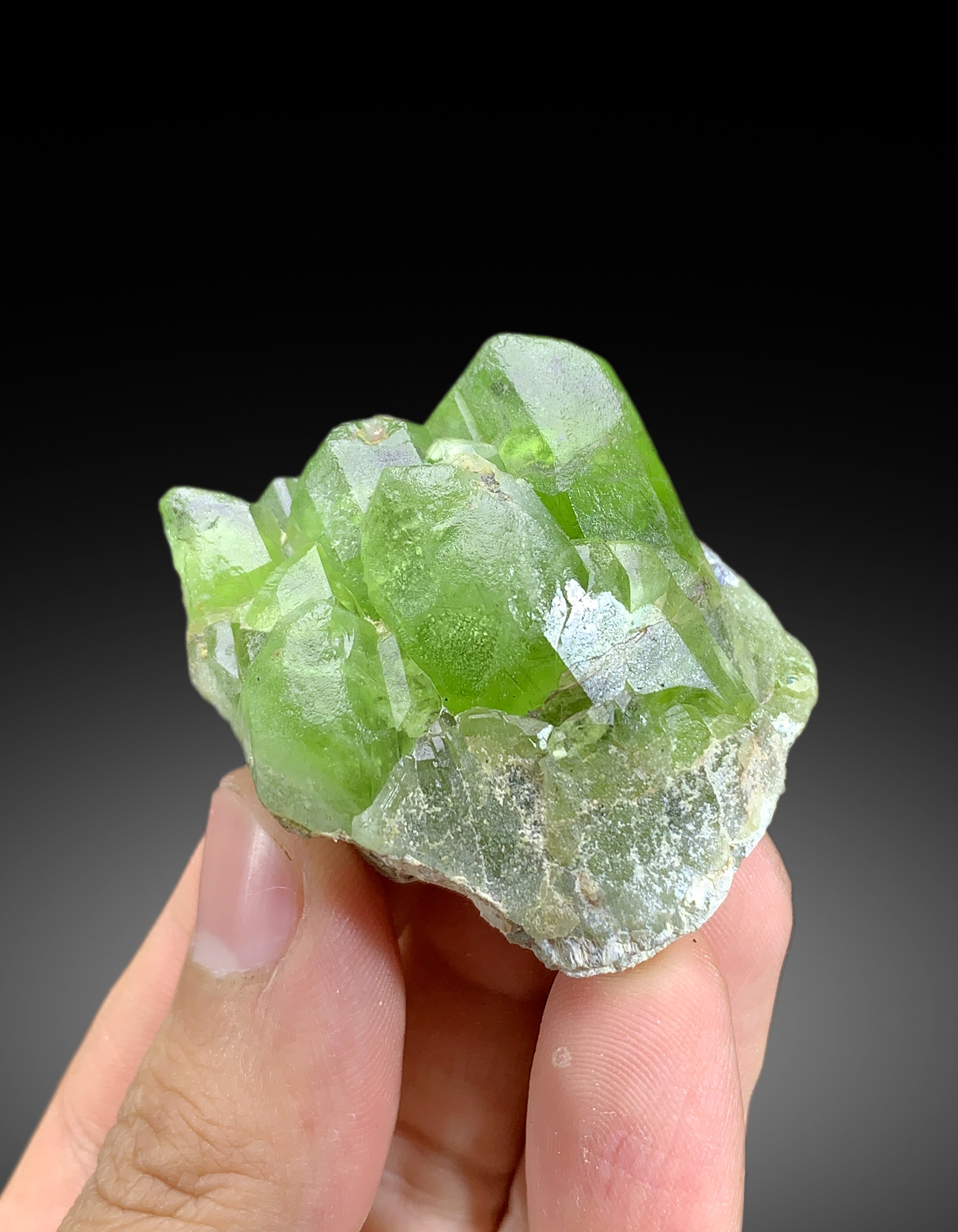 Lush Green Peridot Crystal from Supat valley Kohistan Pakistan - 62 gram