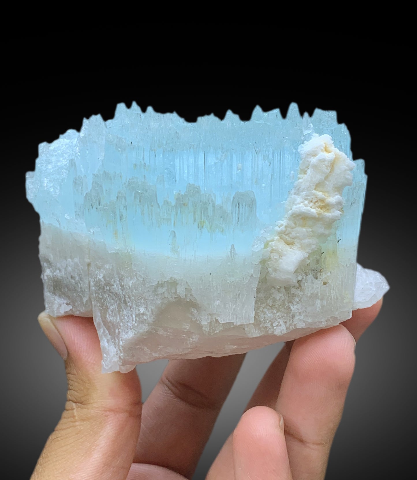 Bicolor Beryl, AquaMorganite Crystal, Morganite var Aquamarine with Etched Terminations, AquaMorganite Specimen - 615 gram