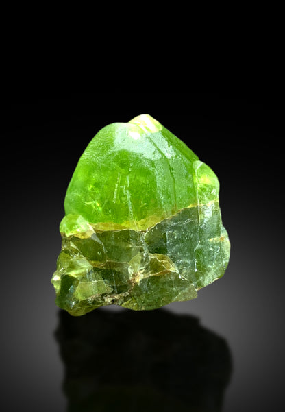 Lush Green Peridot Crystal from Supat valley Kohistan, Pakistan - 25 gram