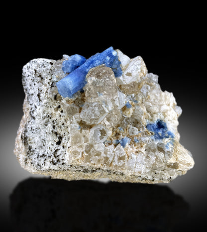 Blue Aquamarine, Natural Aquamarine, Topaz Crystal, Topaz and Quartz Specimen, Fine Minerals, Aquamarine For Sale 409 Gram