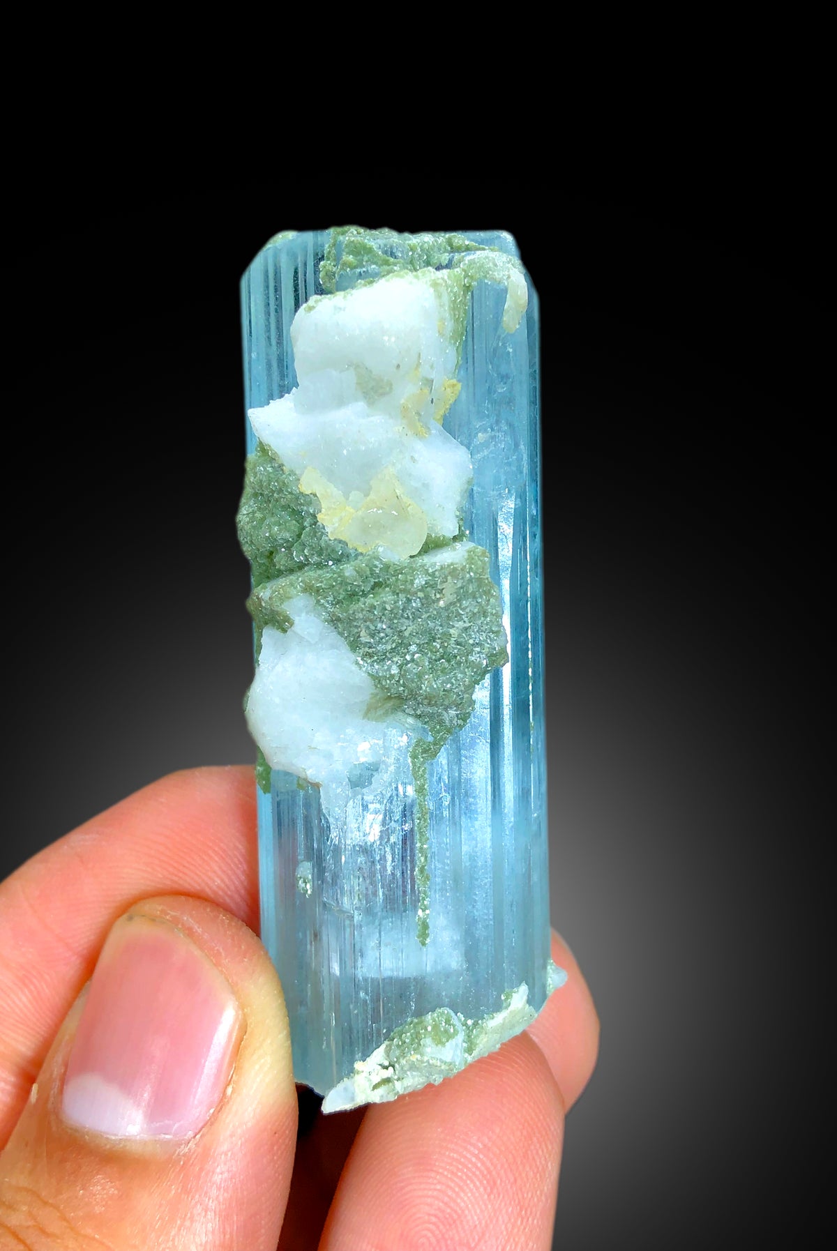 Natural Sky Blue Color Aquamarine Crystal, Terminated Aquamarine, Raw Mineral, Shigar Aquamarine - 36 gram