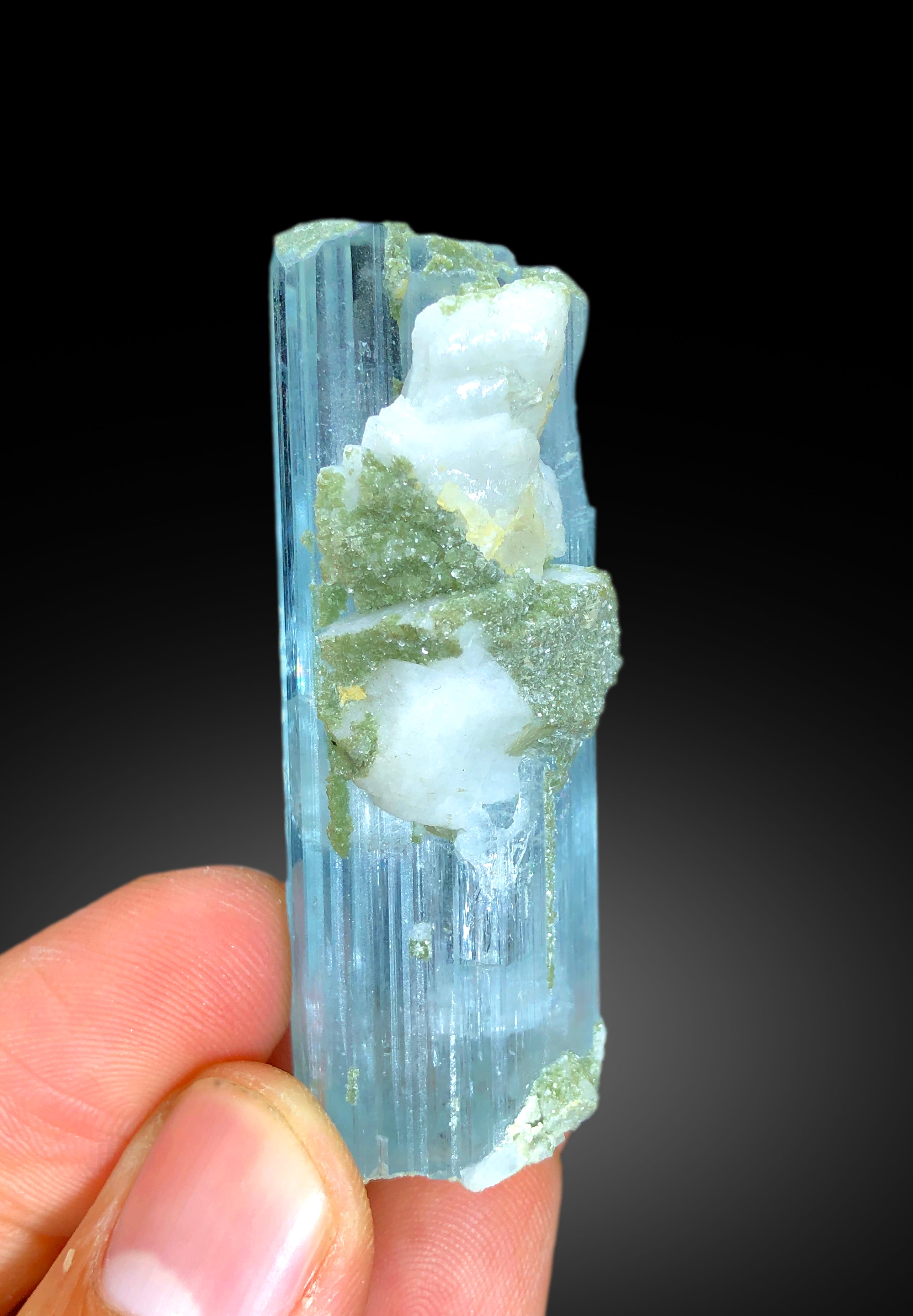 Natural Sky Blue Color Aquamarine Crystal, Terminated Aquamarine, Raw Mineral, Shigar Aquamarine - 36 gram