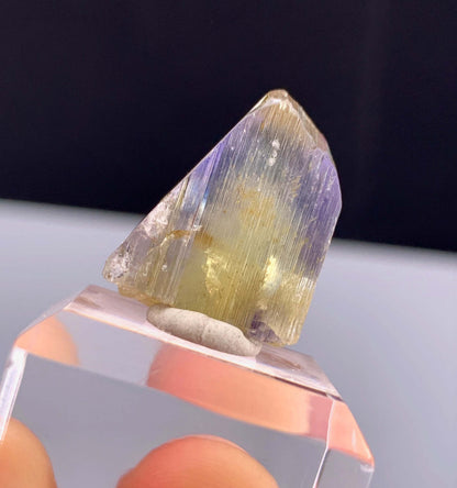 Natural Bicolor Tanzanite Crystal From Tanzania - 20.70 Carats