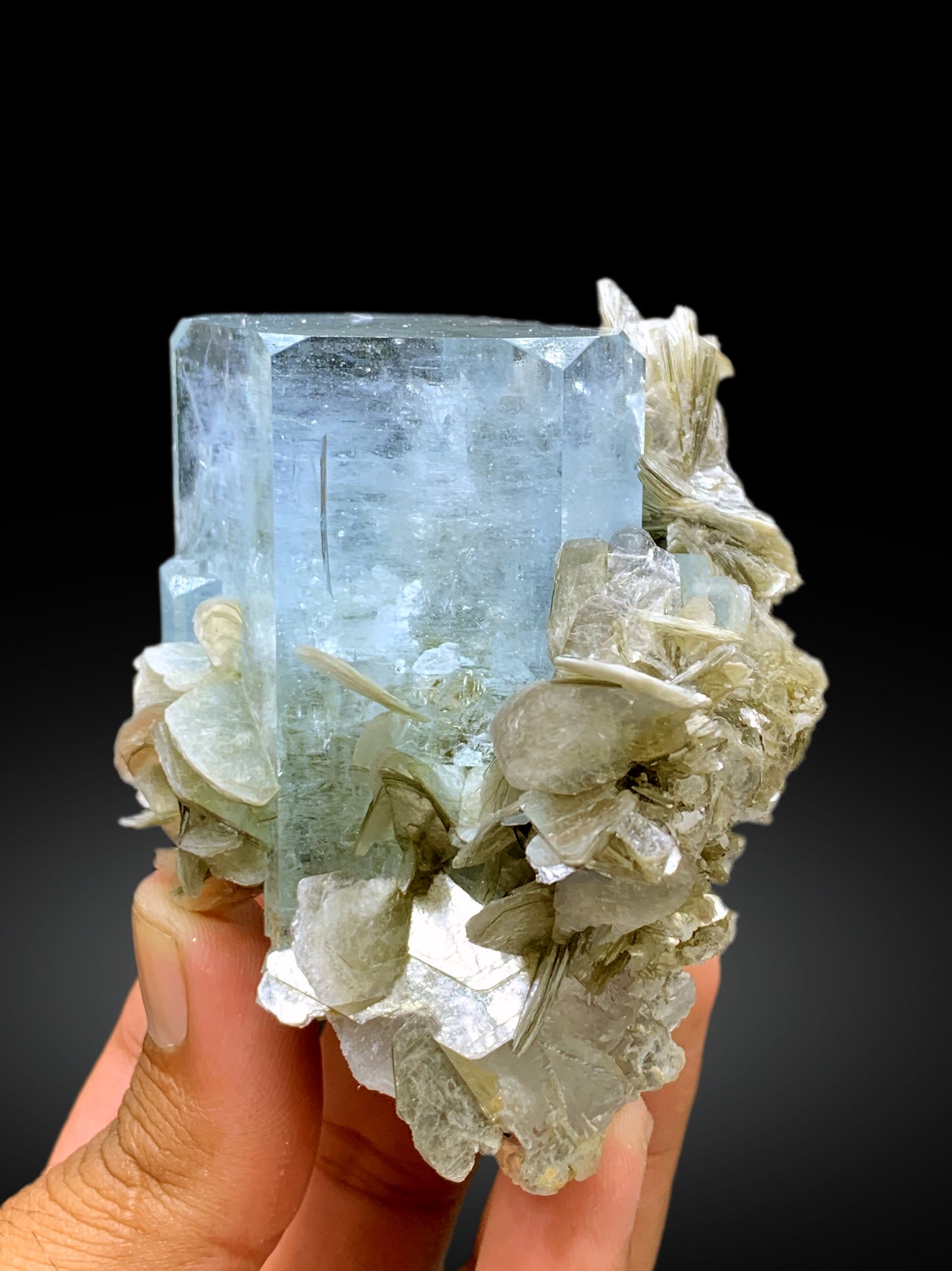Sky Blue Color Aquamarine Crystal with Muscovite Mica from Nagar valley Hunza, Gilgit Pakistan - 325 gram
