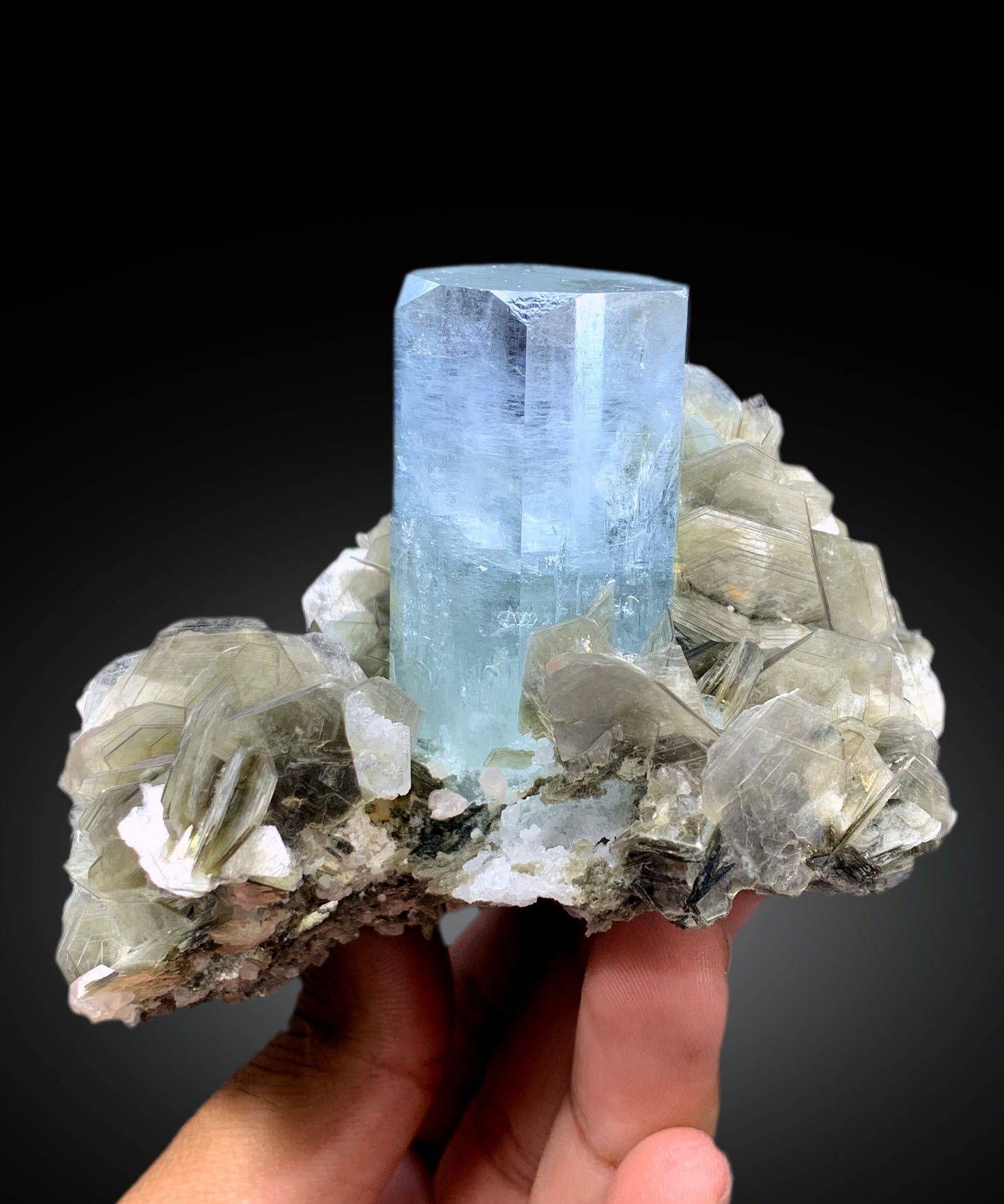 Sky Blue Color Aquamarine with Muscovite from Nagar valley Hunza, Gilgit Pakistan - 397 gram