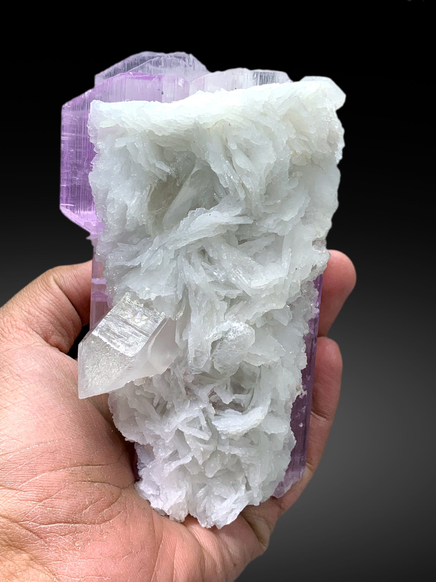 Pink Kunzite Specimen, Kunzite Crystal With Quartz And Albite, Natural Kunzite, Kunzite for sale, Healing Crystal, Mineral Specimen, 772 g