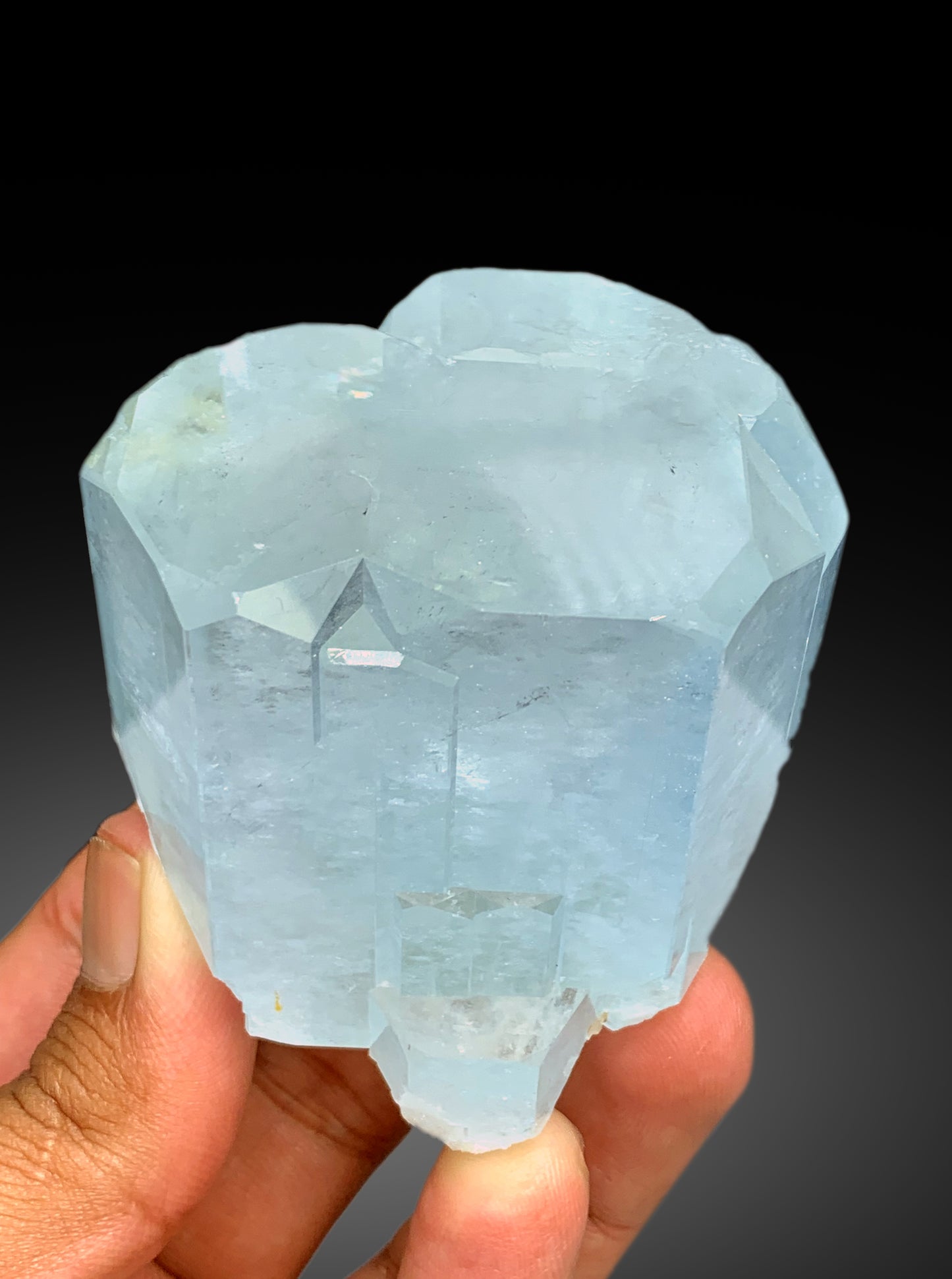 Sky Blue Color Aquamarine Crystal from Skardu Pakistan - 322 gram