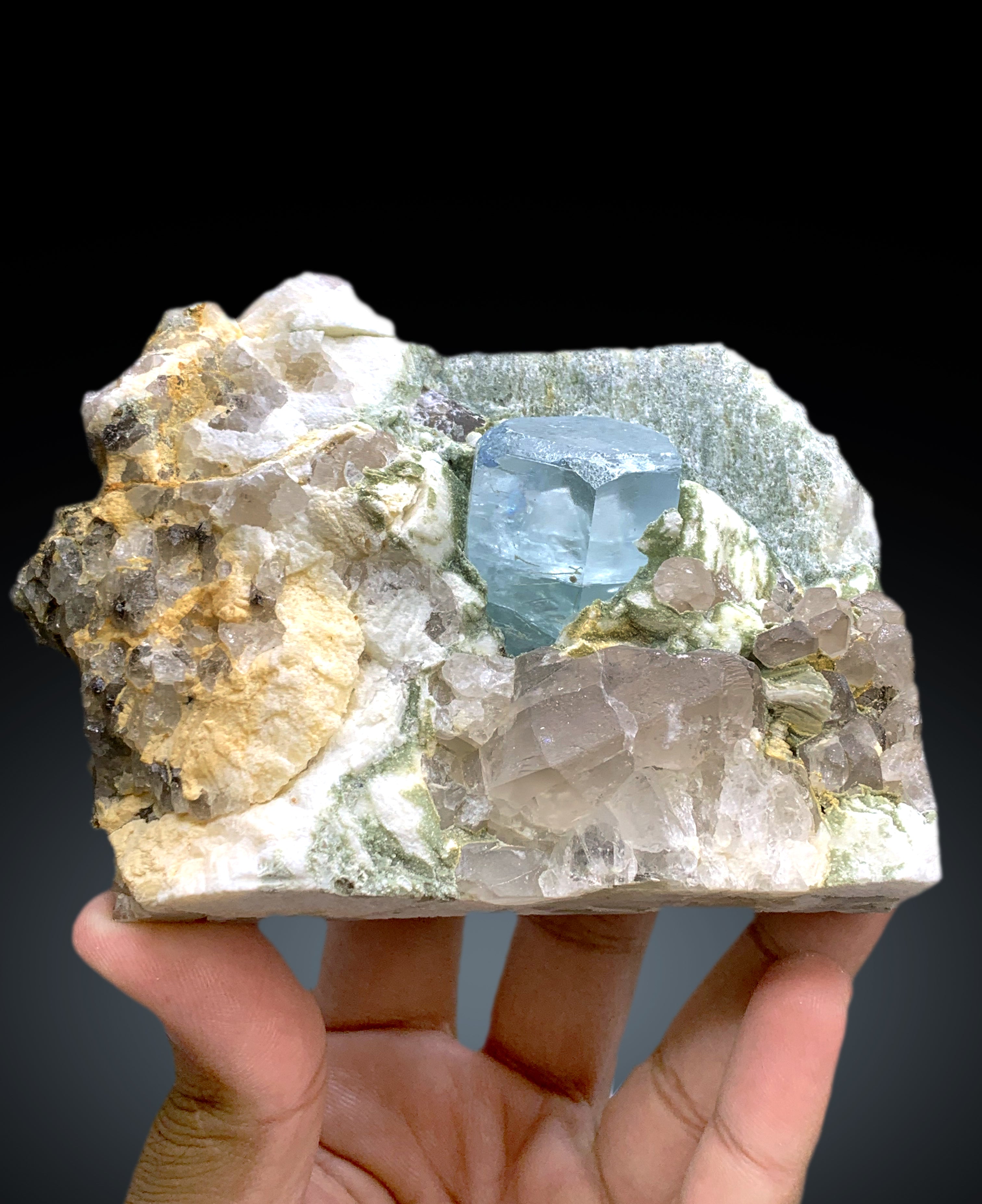 Sky Blue Color Aquamarine woth Quartz on Matrix from Shigar valley Skardu Pakistan - 665 gram