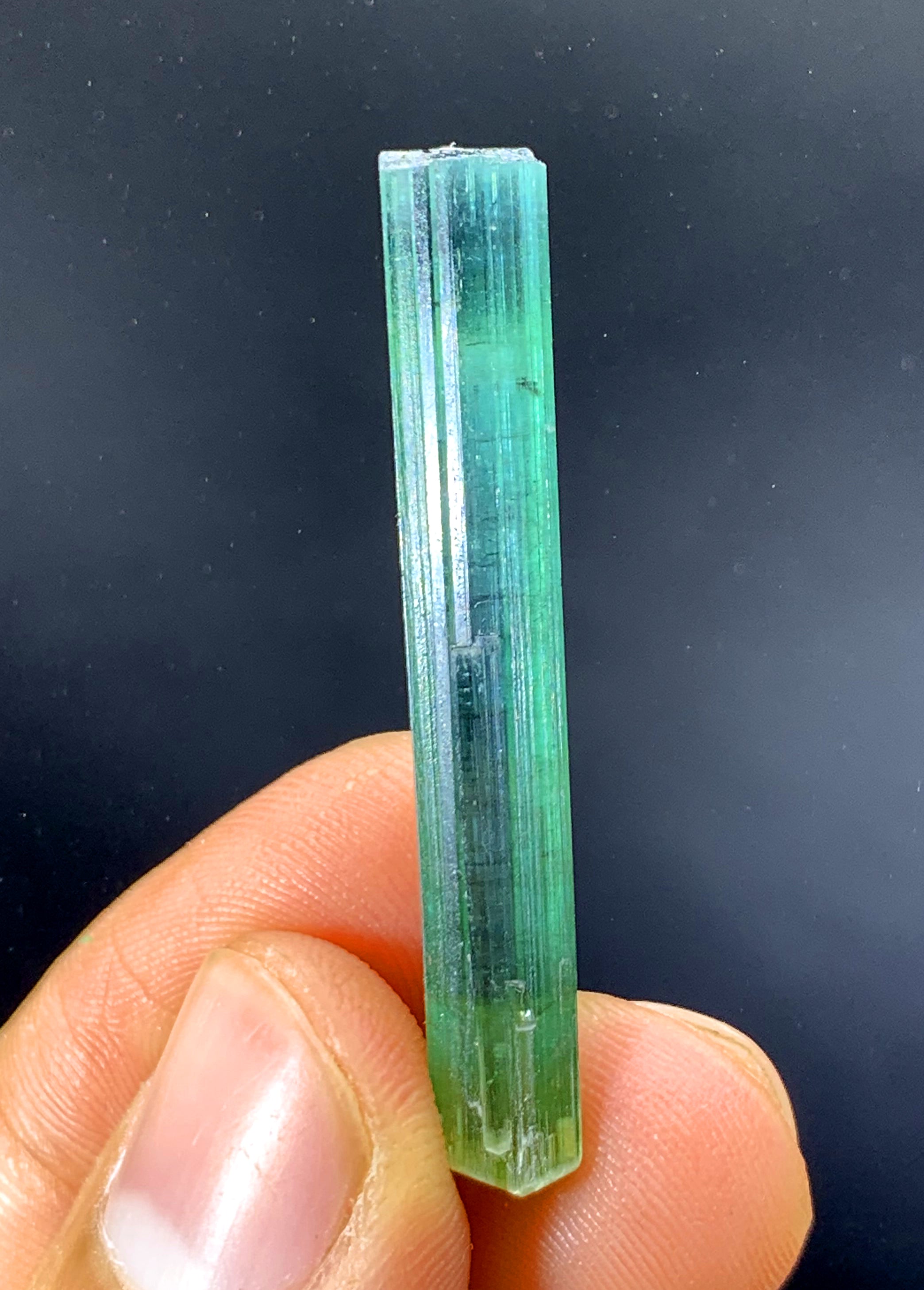 Natural Green Color Tourmaline Crystal, Lipstick Tourmaline, Tourmaline Crystal from Afghanistan - 20.0 carat