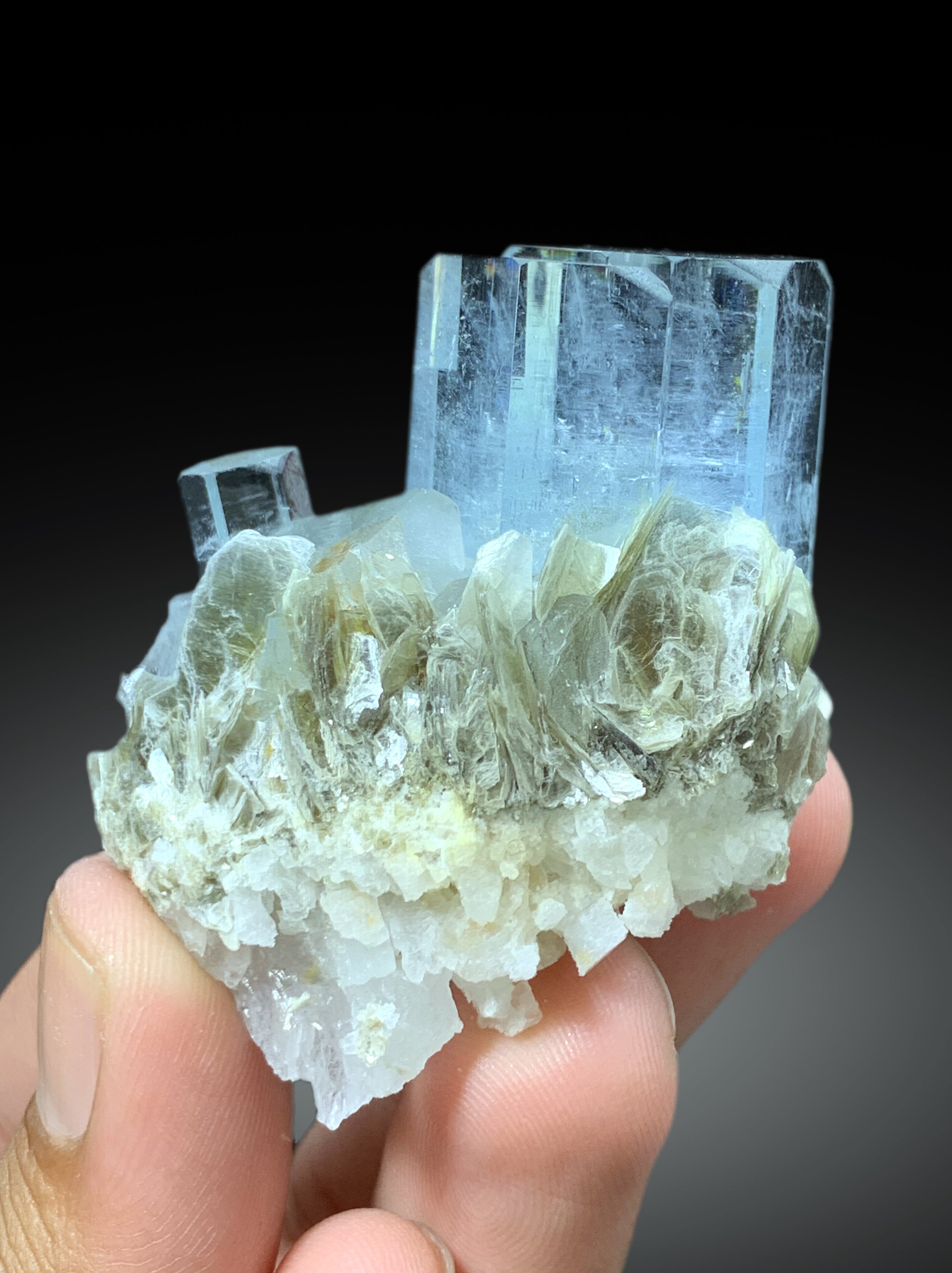 Natural Sky Blue Aquamarine Crystals with Muscovite from Nagar valley Hunza, Pakistan - 67 gram