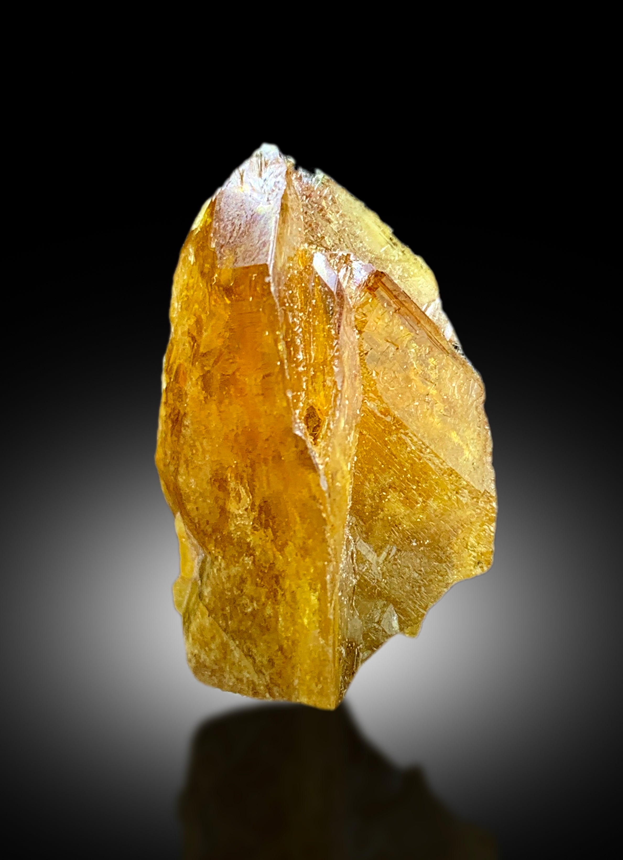 Honey Color Sphene Crystal, Natural Terminated Sphene, Sphene from Zagi Mountains Pakistan - 15 gram