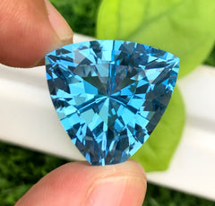 Triangle Shape Swiss Blue Topaz Gemstone, Topaz Faceted Cut Stone - 31.10 CT