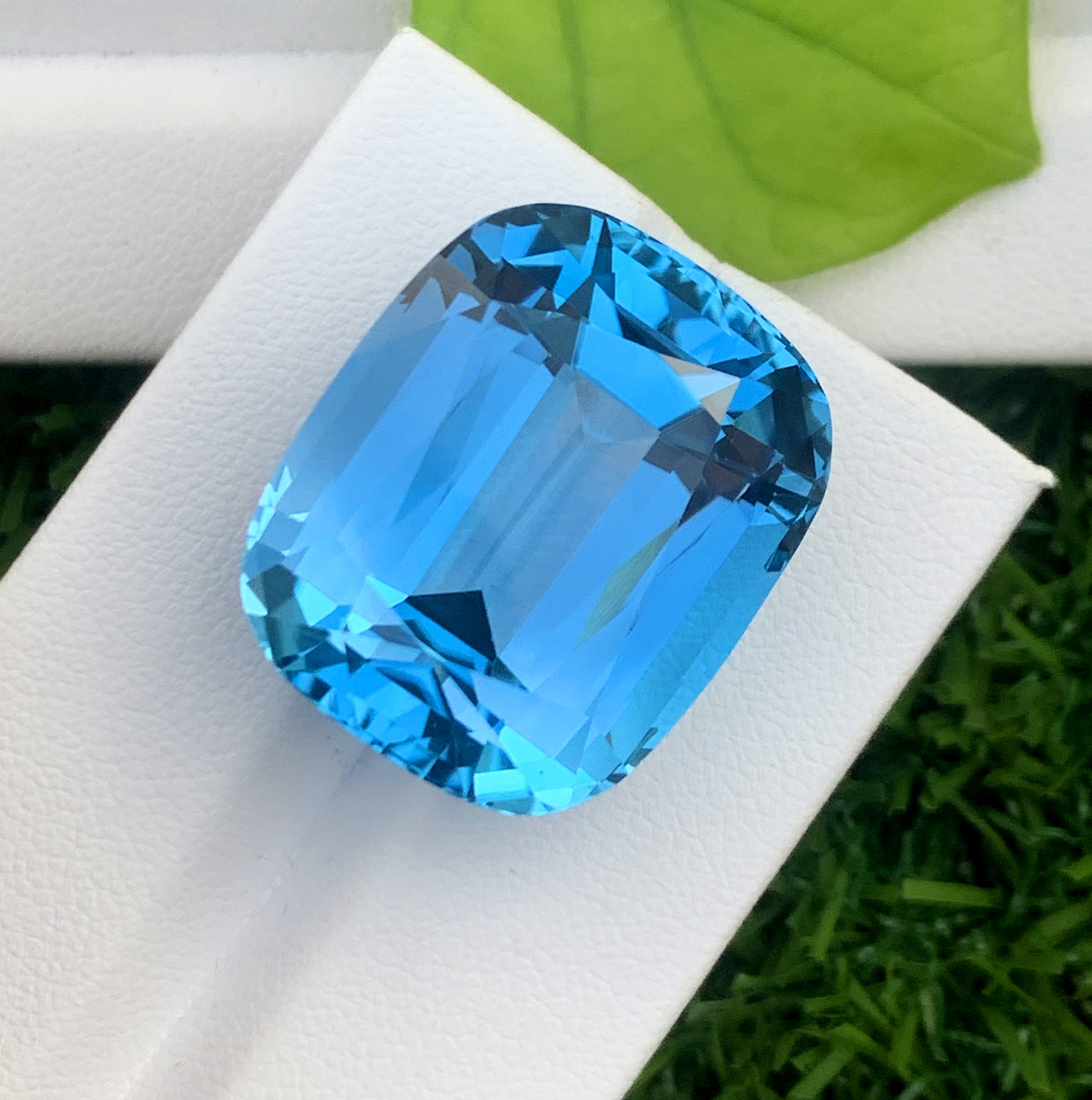 Cusshion Cut Swiss Blue Topaz Gemstone, Topaz Faceted Cut Stone, Loose Gemstone - 70 CT