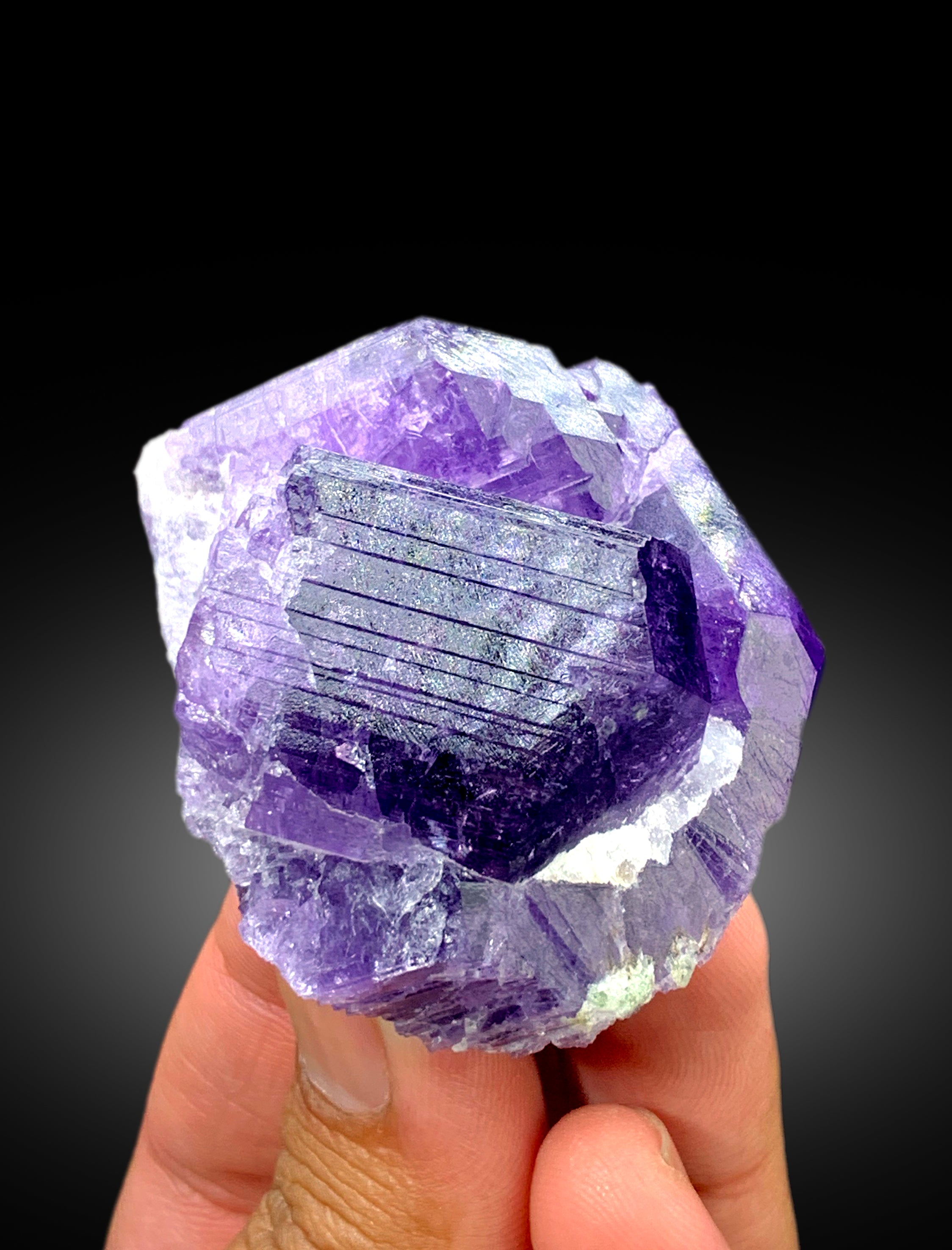 Rich Purple Color Scapolite Specimen, Scapolite Crystals, Raw Mineral, Scapolite from Badakhshan Afghanistan - 118 gram