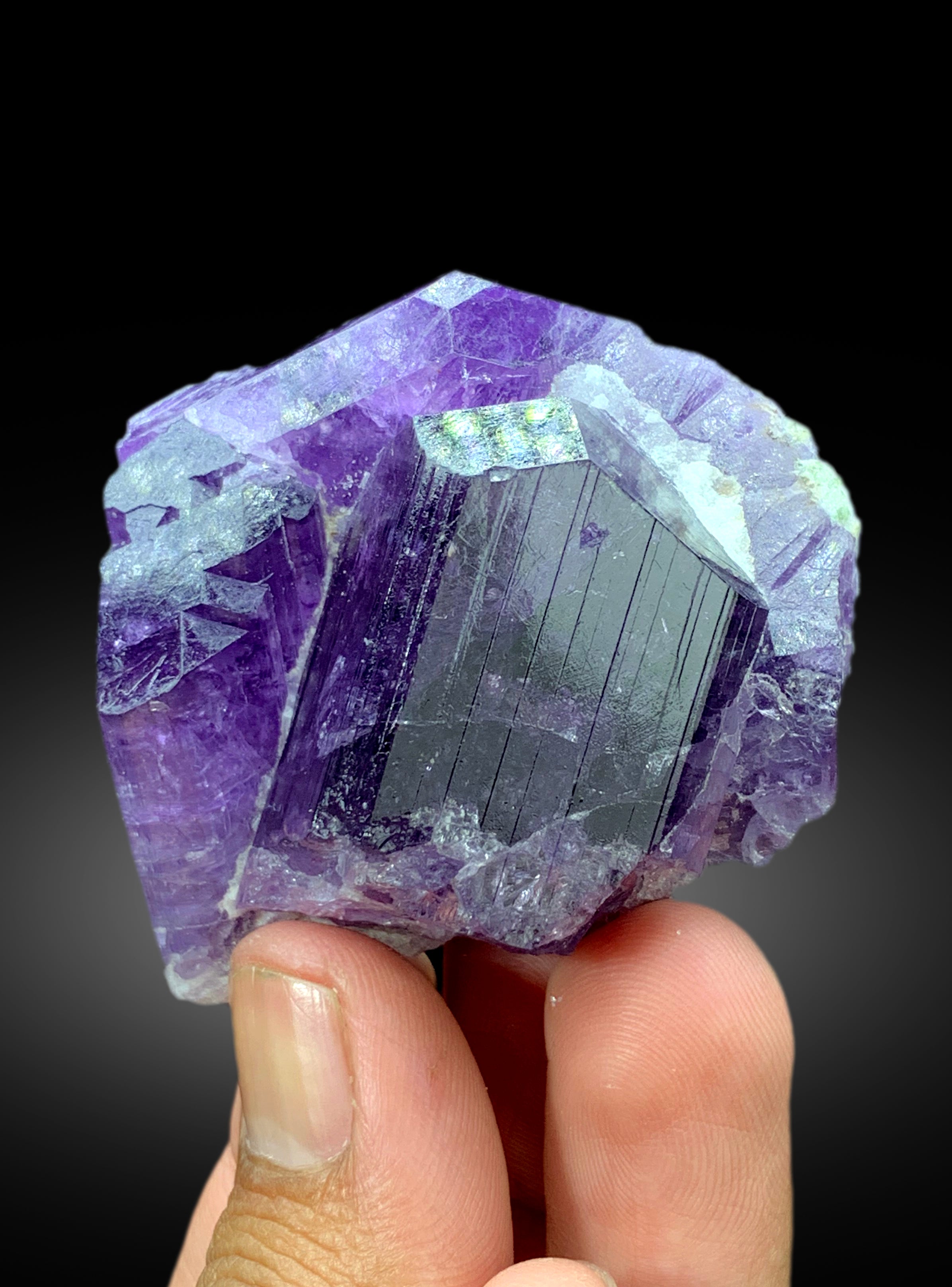 Rich Purple Color Scapolite Specimen, Scapolite Crystals, Raw Mineral, Scapolite from Badakhshan Afghanistan - 118 gram