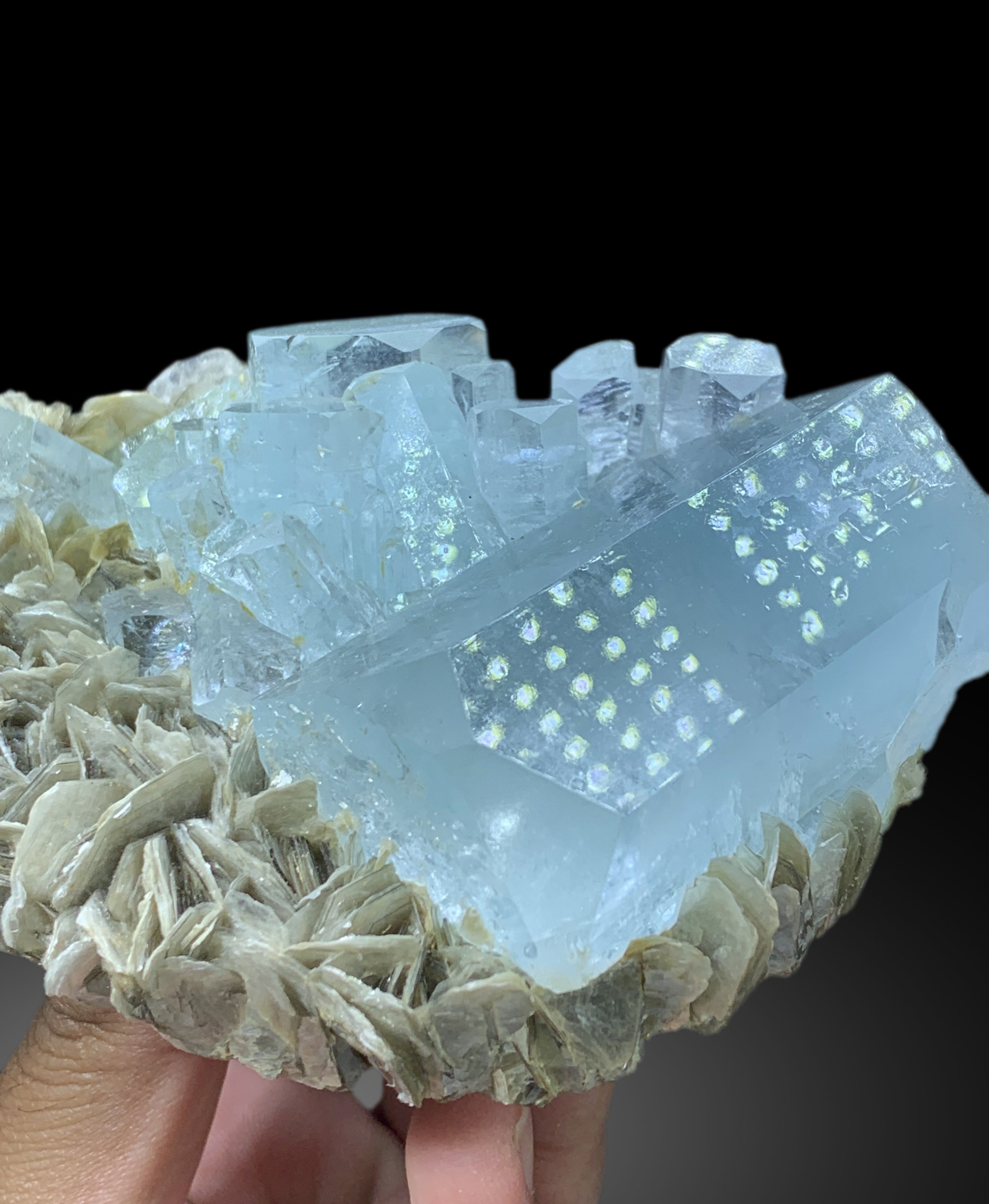 Exceptional Sky Blue Aquamarine on Muscovite from Pakistan - 617 gram