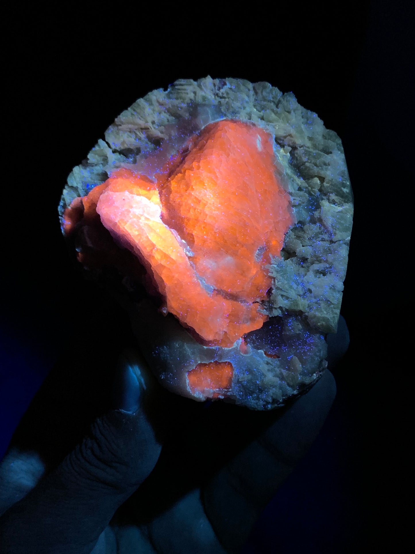 Fluorescent Rare Blue Hackmanite on Matrix from Afghanistan - 369 gram