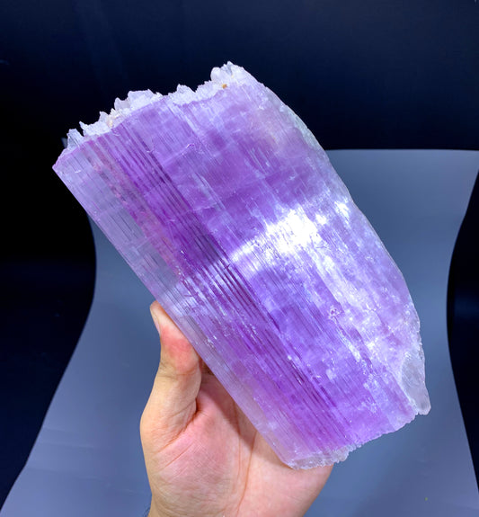 Huge Size Pink Kunzite Crystal from Afghanistan - 925 gram