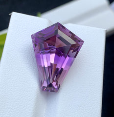 Fancy Cut Purple Amethyst Gemstone, Loose Gemstone - 21.50 CT