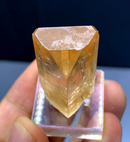 Gem Grade Topaz Crystal from Skardu Pakistan - 23 gram