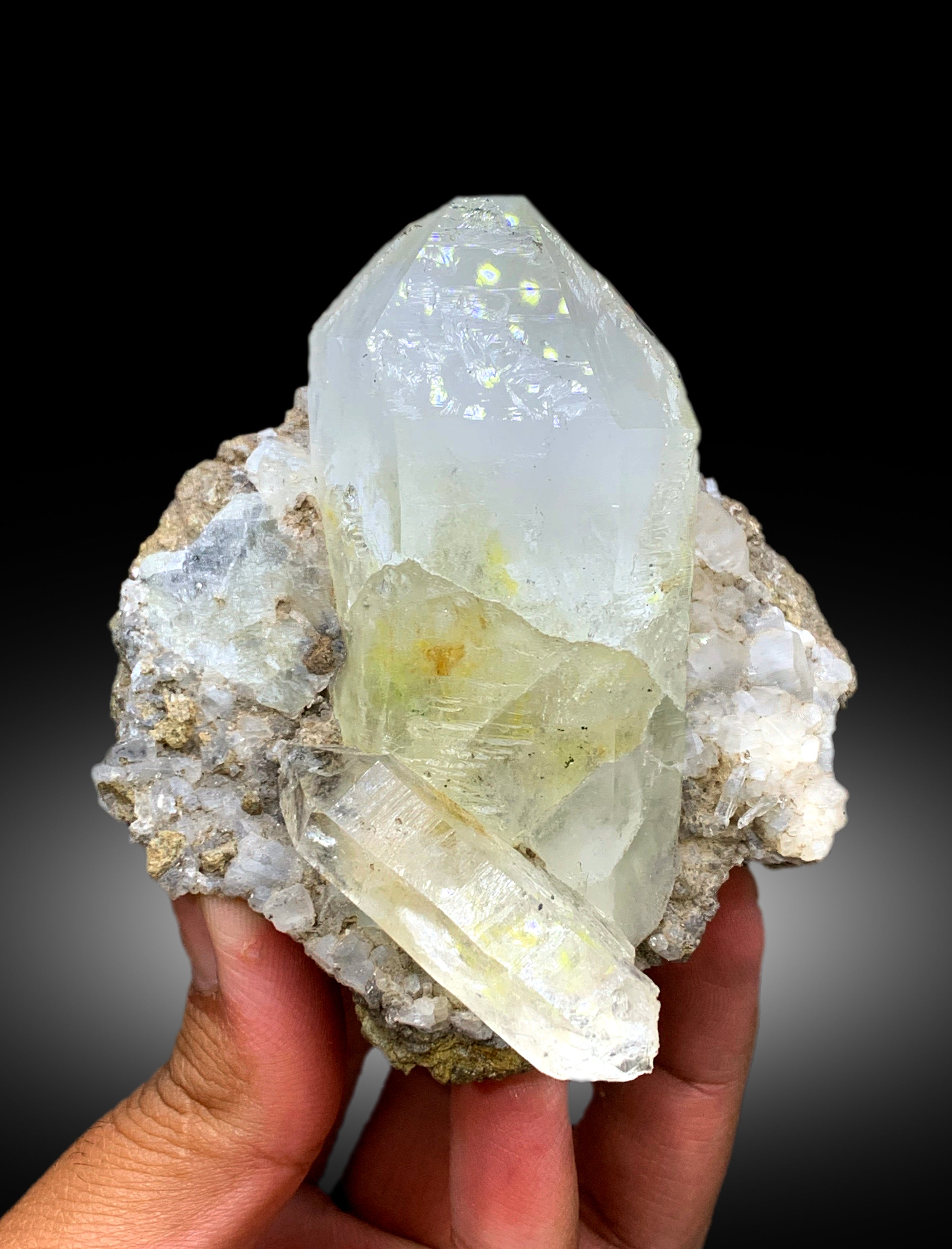 Fluorescent Petroleum Quartz Crystals on Matrix, Rare Quartz, Quartz Specimen, Quartz from Baluchistan Pakistan - 385 gram