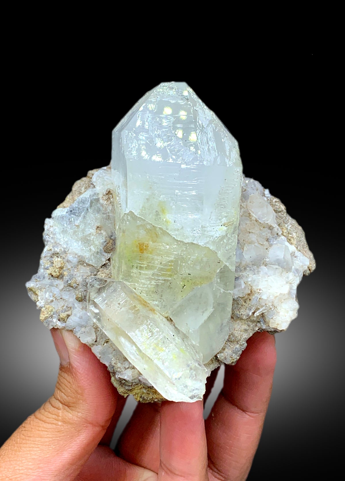 Fluorescent Petroleum Quartz Crystals on Matrix, Rare Quartz, Quartz Specimen, Quartz from Baluchistan Pakistan - 385 gram