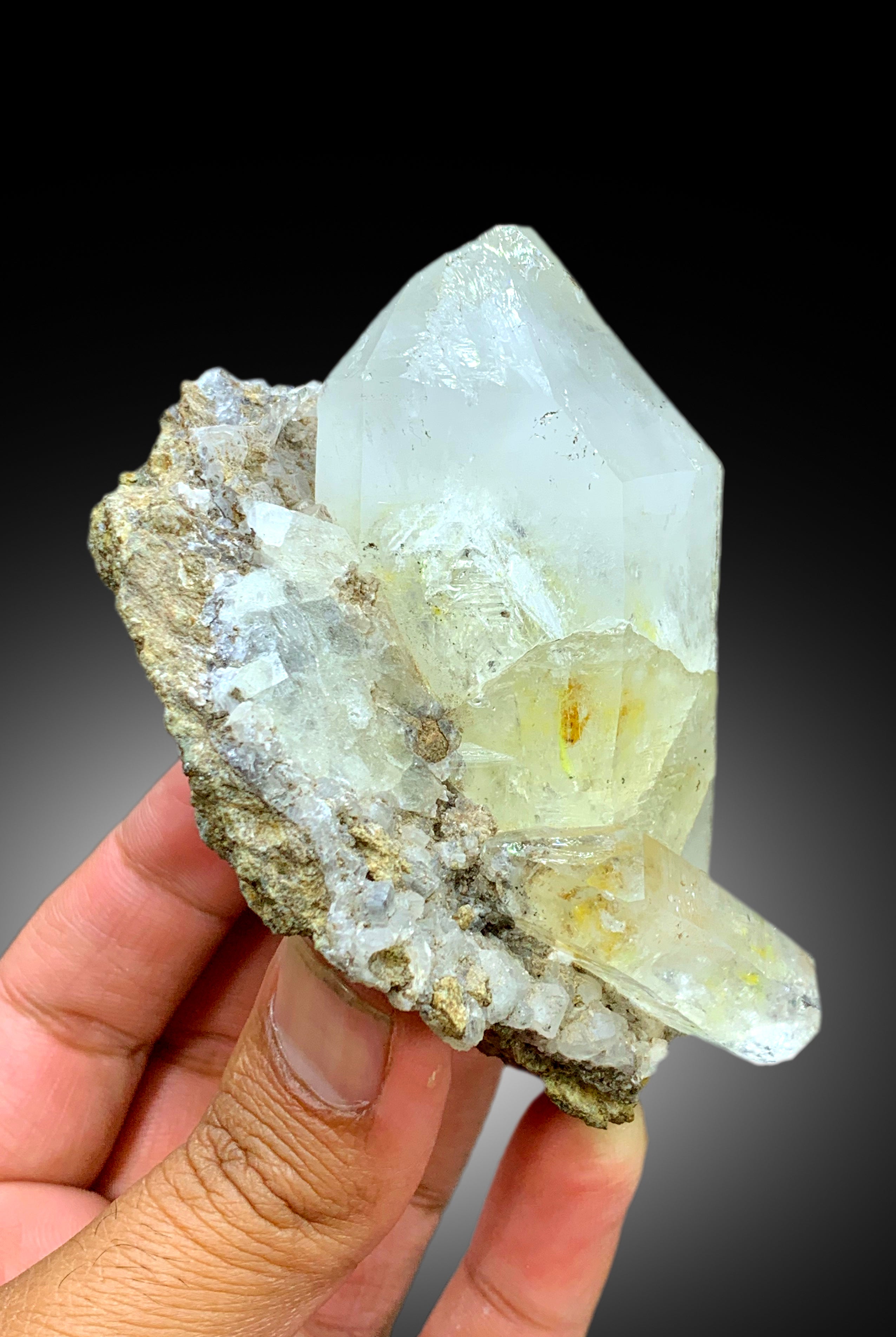 Fluorescent Petroleum Quartz Crystals on Matrix, Rare Quartz, Quartz Specimen, Quartz from Baluchistan Pakistan - 385 gram