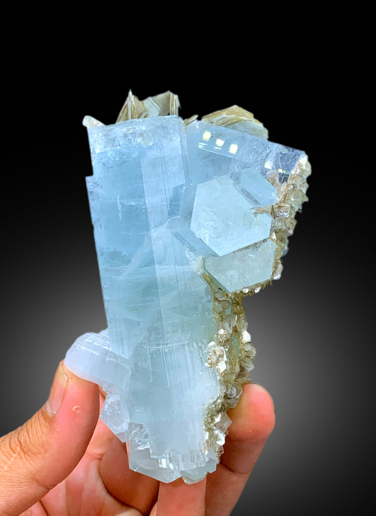 Natural Sky Blue Color Aquamarine Crystals with Mica, Aquamarine Specimen, Aquamarine from Chumar Bakhoor Gilgit Pakistan - 285 gram