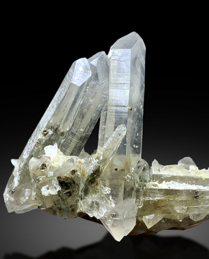 Quartz Crystal Cluster from Pakistan – Natural Raw Stone for Collection - 442 gram