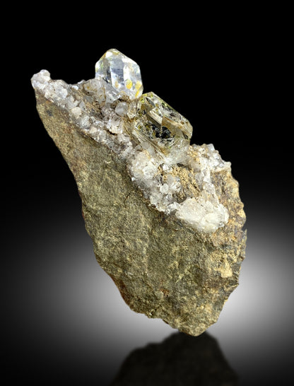 Enhydro Petroleum Quartz Crystals on Matrix, Rare Mineral, Crystal Specimen, Raw Mineral, Quartz Specimen - 69 gram