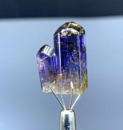 Bicolor Tanzanite Crystal from Tanzania - 29.05 cts