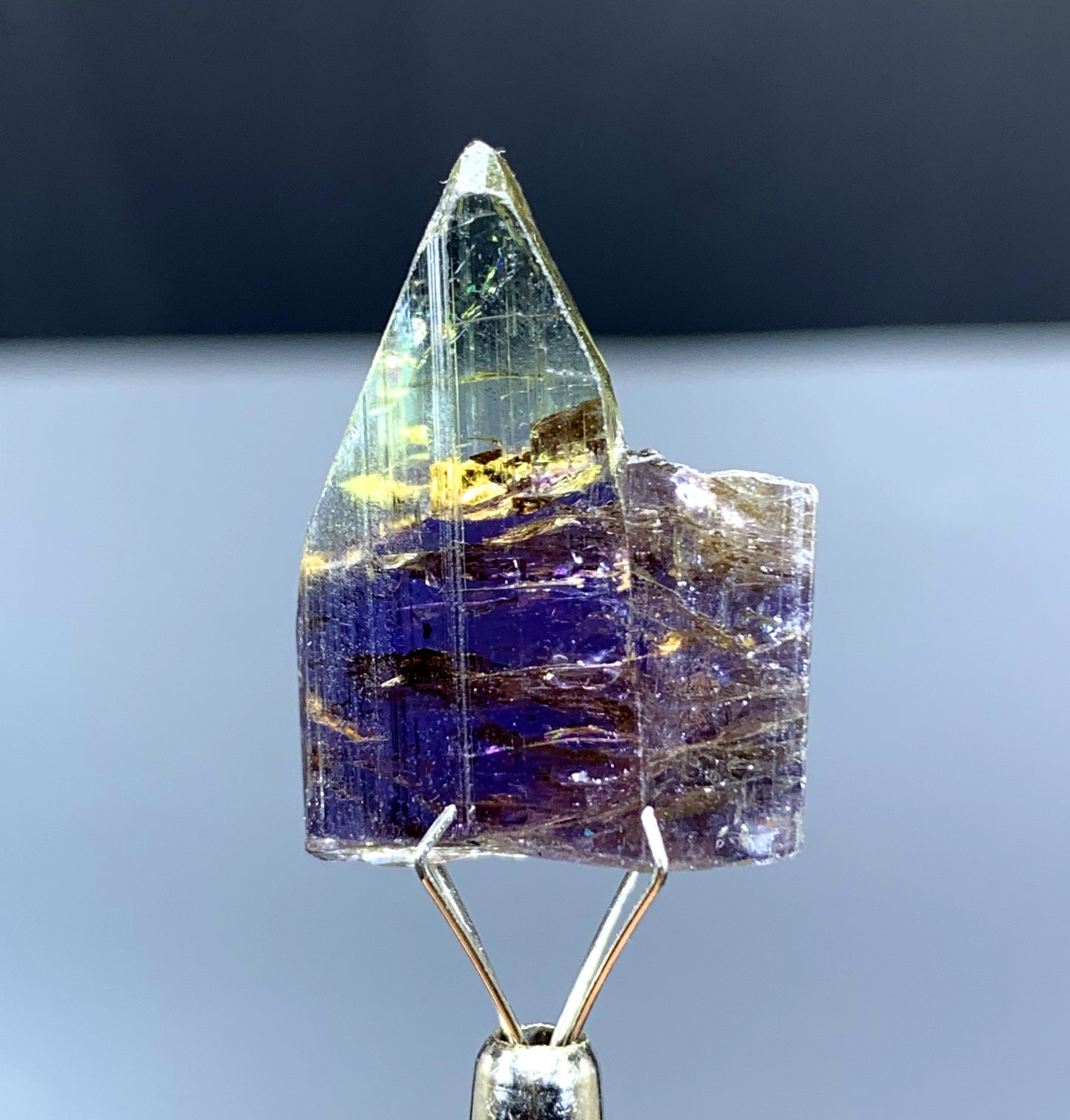 Natural Bicolor Tanzanite Crystal from Tanzania  - 36.65 cts