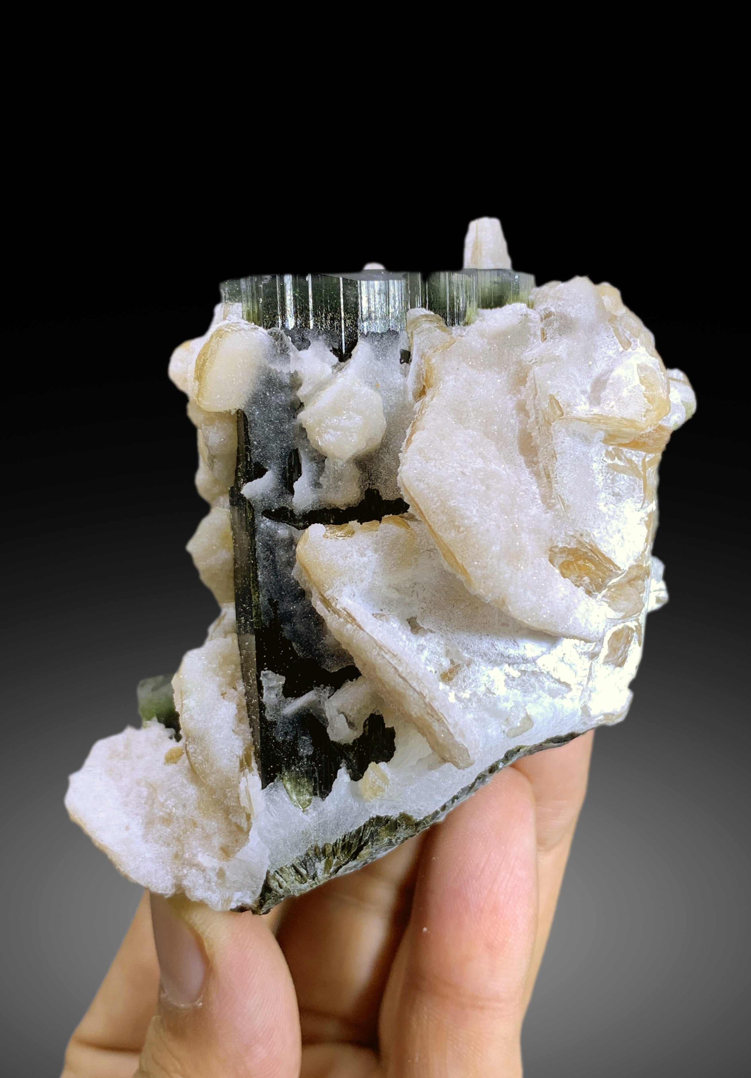 Blue Cap Tourmaline with Lepidolite from Paprok Afghanistan - 295 gram