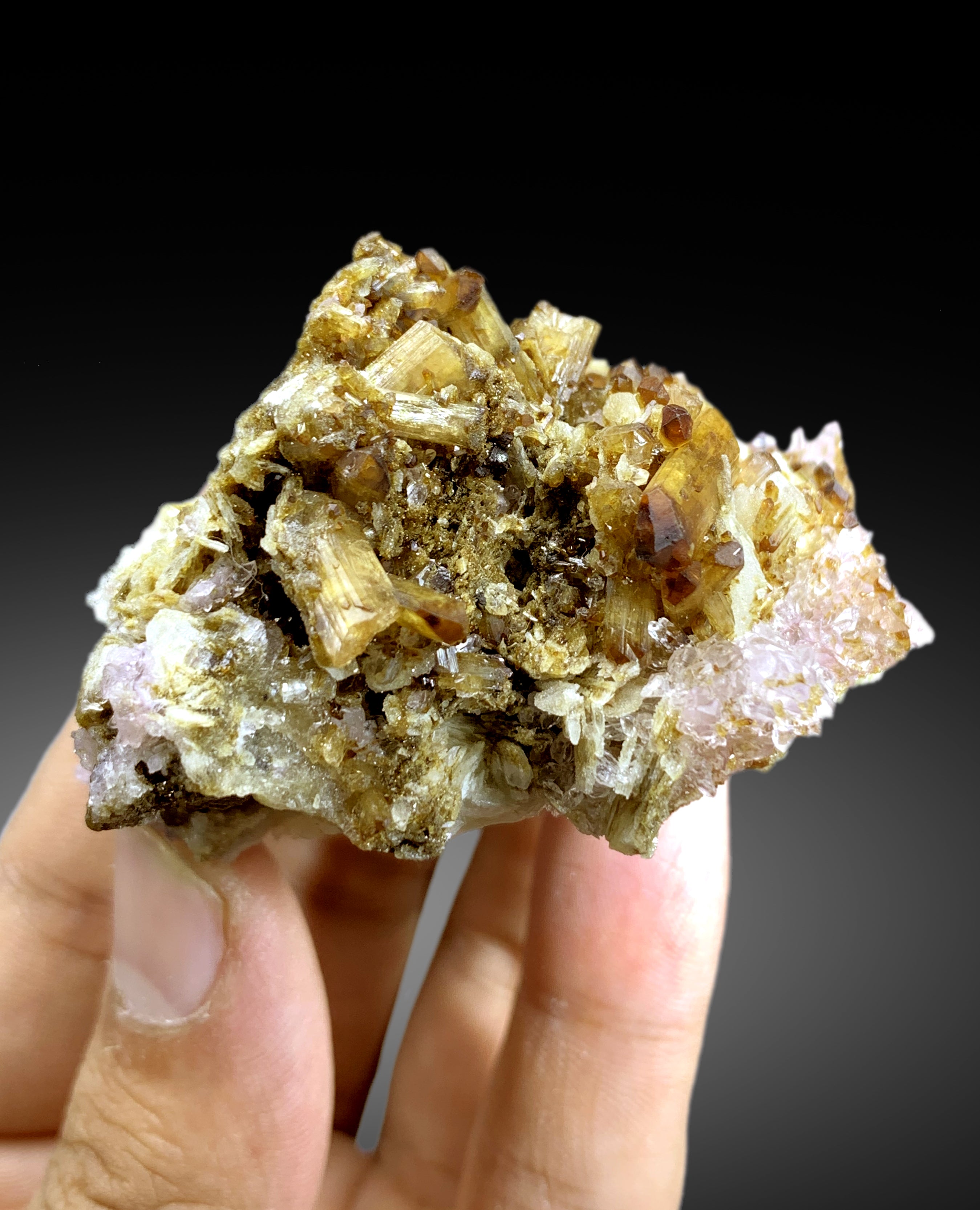 Pink Rose Quartz with Childrenite on Albite from Afghanistan - 85 gram