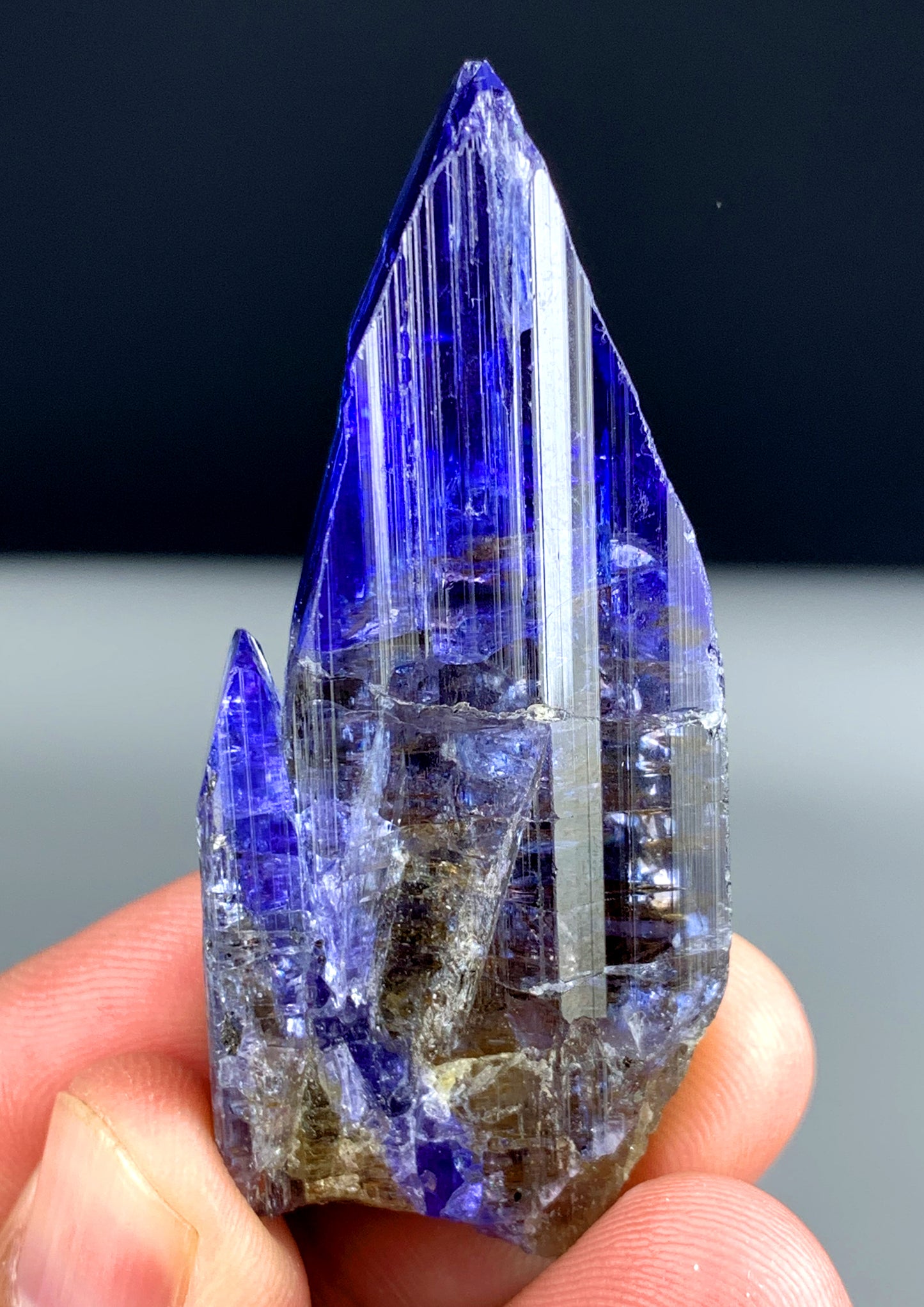 Deep Blue Tanzanite Crystal, Terminated Tanzanite Stone, Crystal Specimen, Tanzanite Gemstone, Raw Mineral - 38 gram