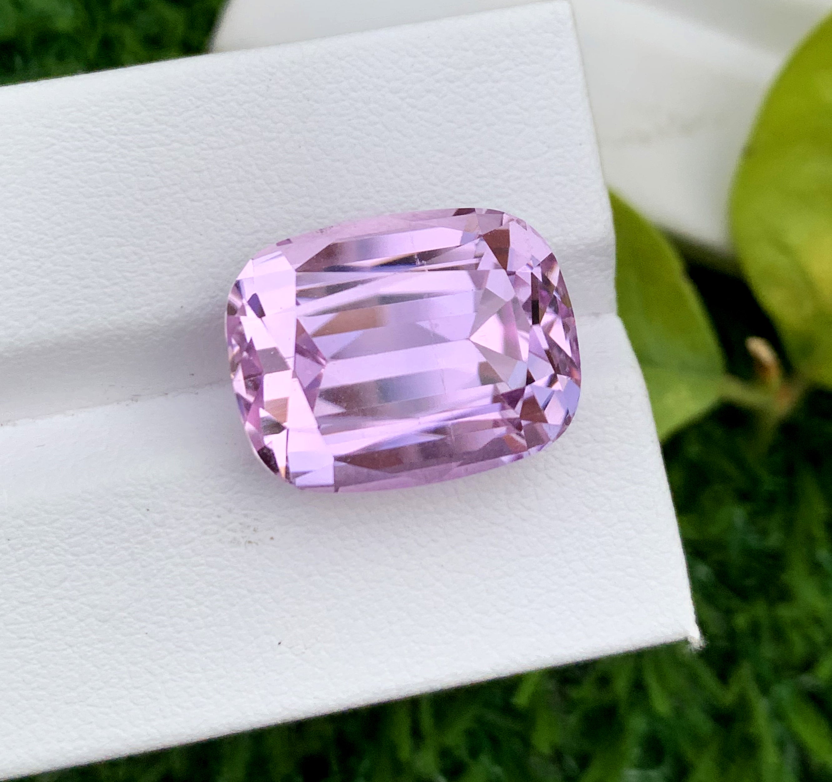 Cusshion Cut Pink Kunzite Gemstone, Loose Gemstone, Kunzite Faceted Cut Stone - 23.49 CT