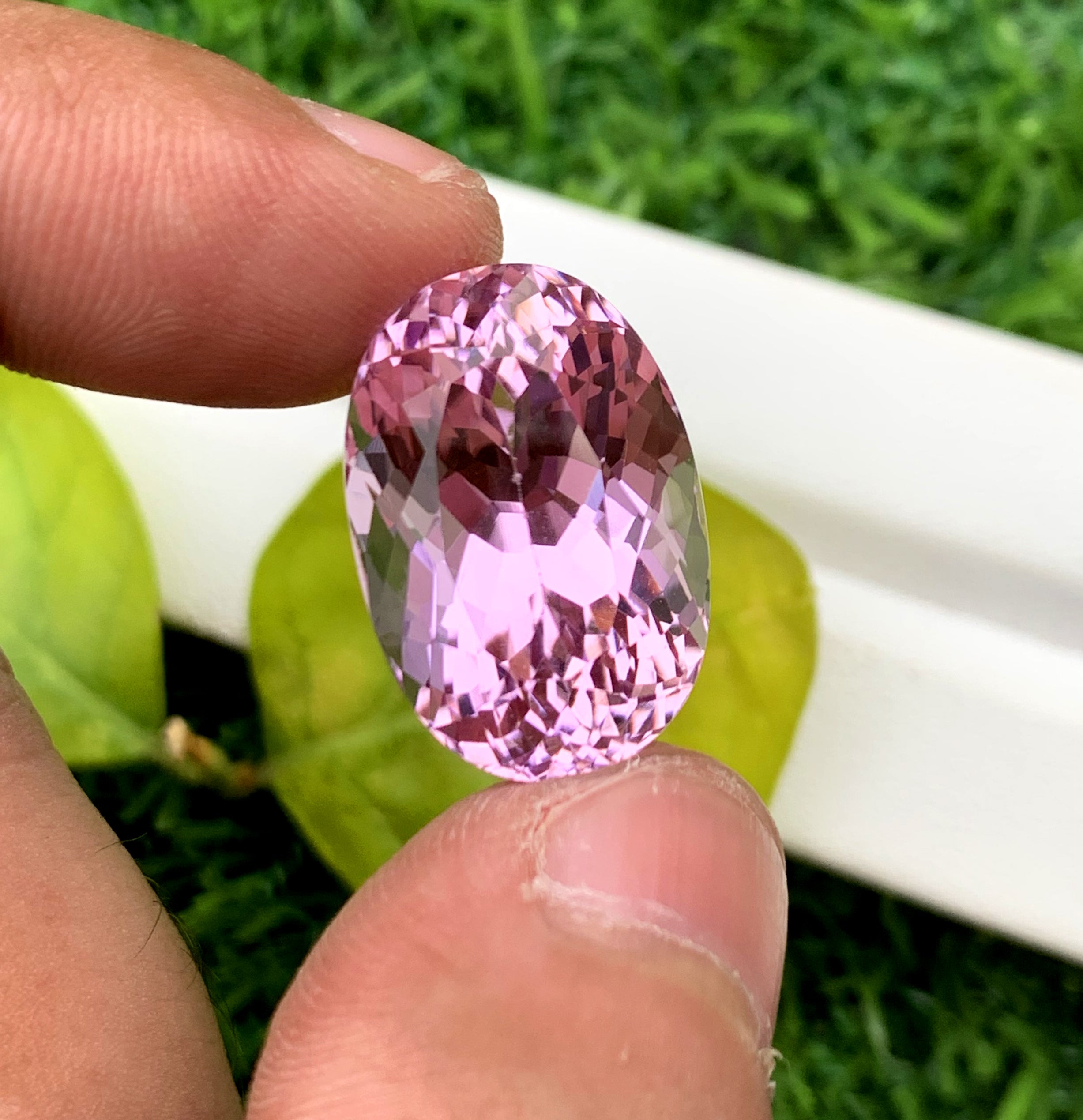 Oval Cut Magenta Pink Kunzite Gemstone, Loose Gemstone, Kunzite Faceted Cut Stone, Gemstone Jewelry - 25.98 carat