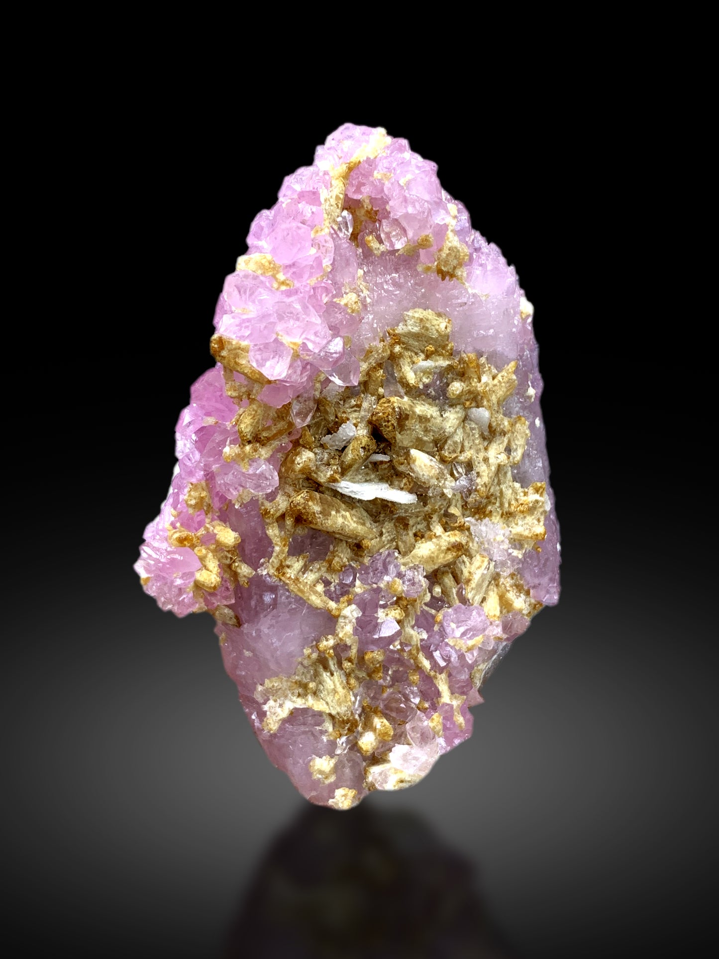 Crystallized Pink Rose Quartz with Childrenite from Afghanistan - 36 gram